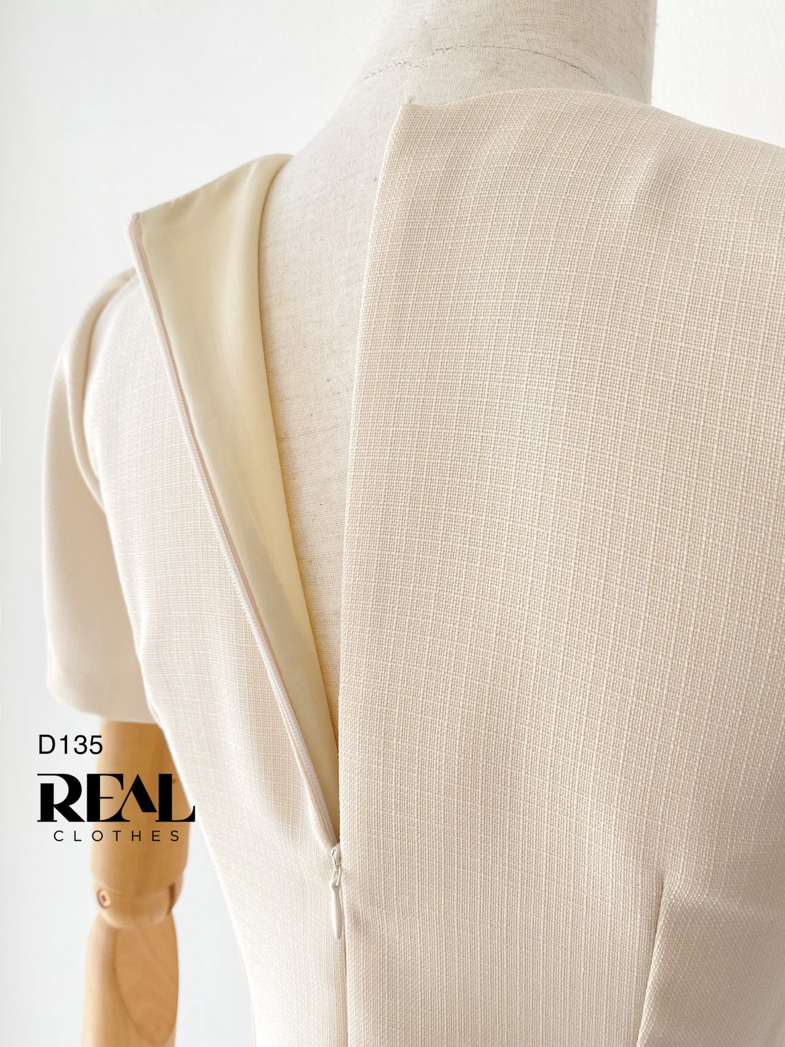 Đầm Linda kem - size XS