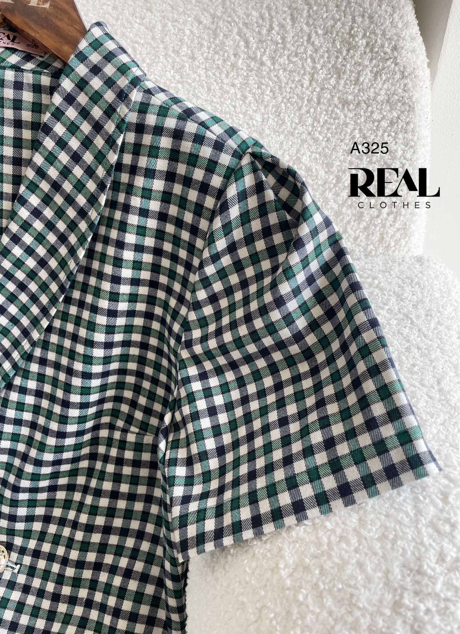 Áo Emma caro xanh SALE - size XS