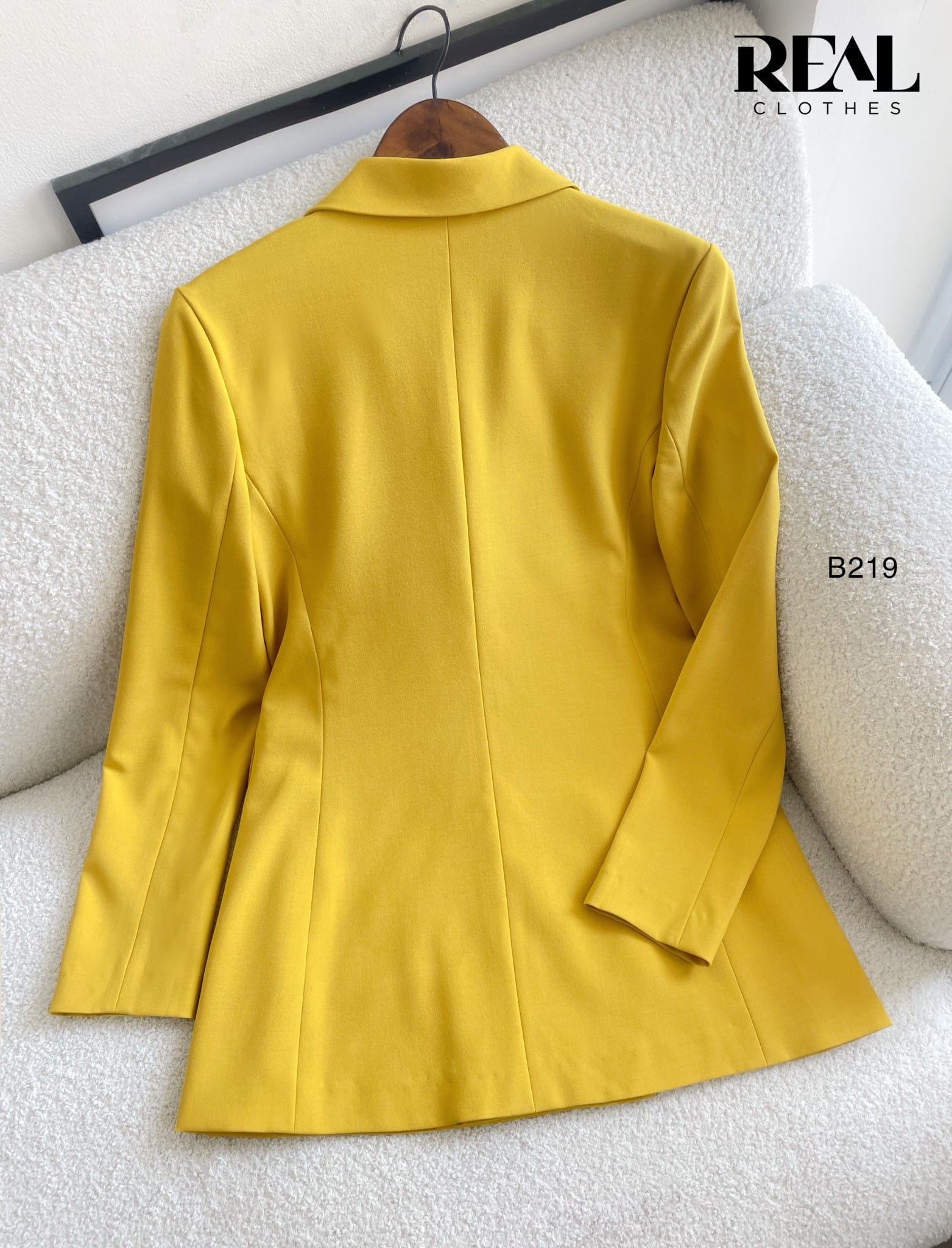 Blazer Paris vàng SALE - size M