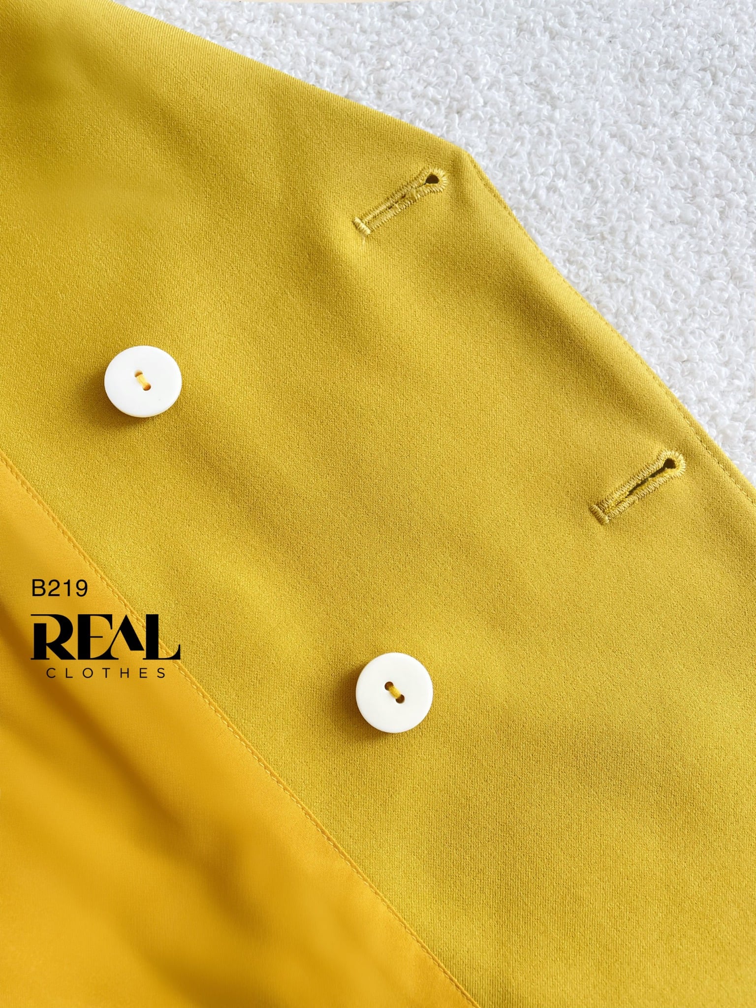 Blazer Paris vàng SALE - size M