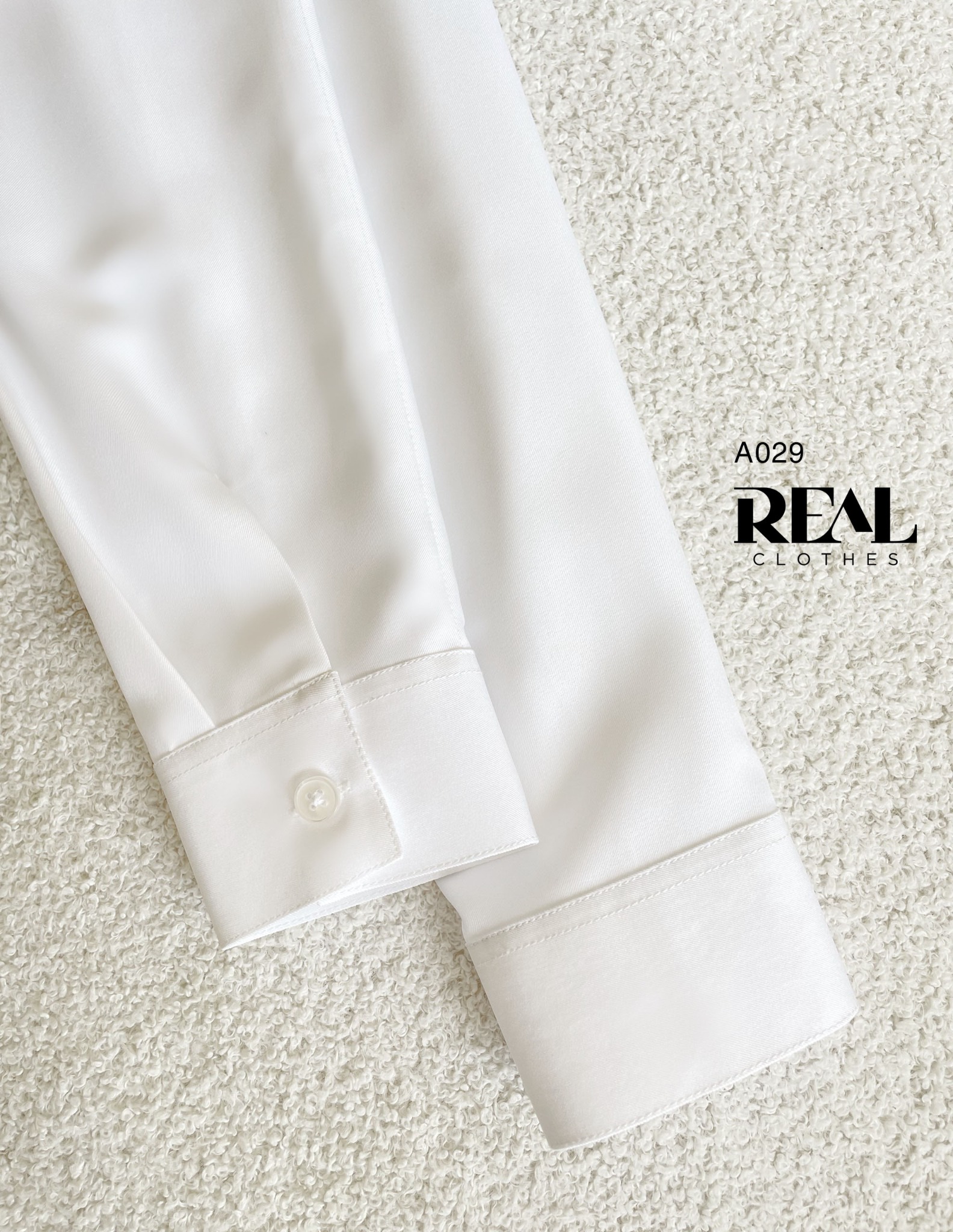 Sơ mi basic cổ nhọn trắng