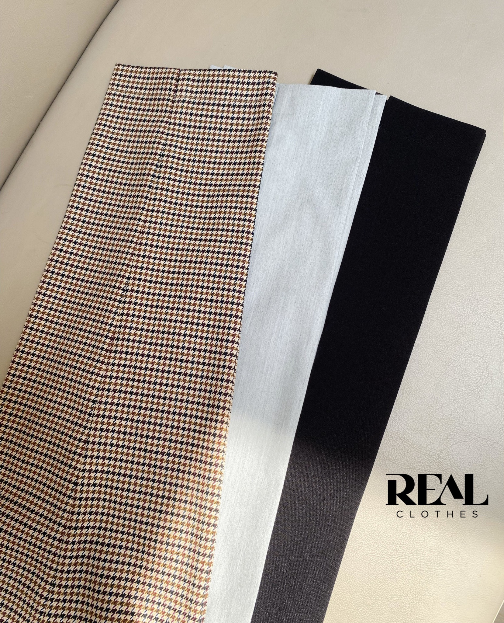 Quần lưng thun zigzag nâu nhạt SALE - size XS