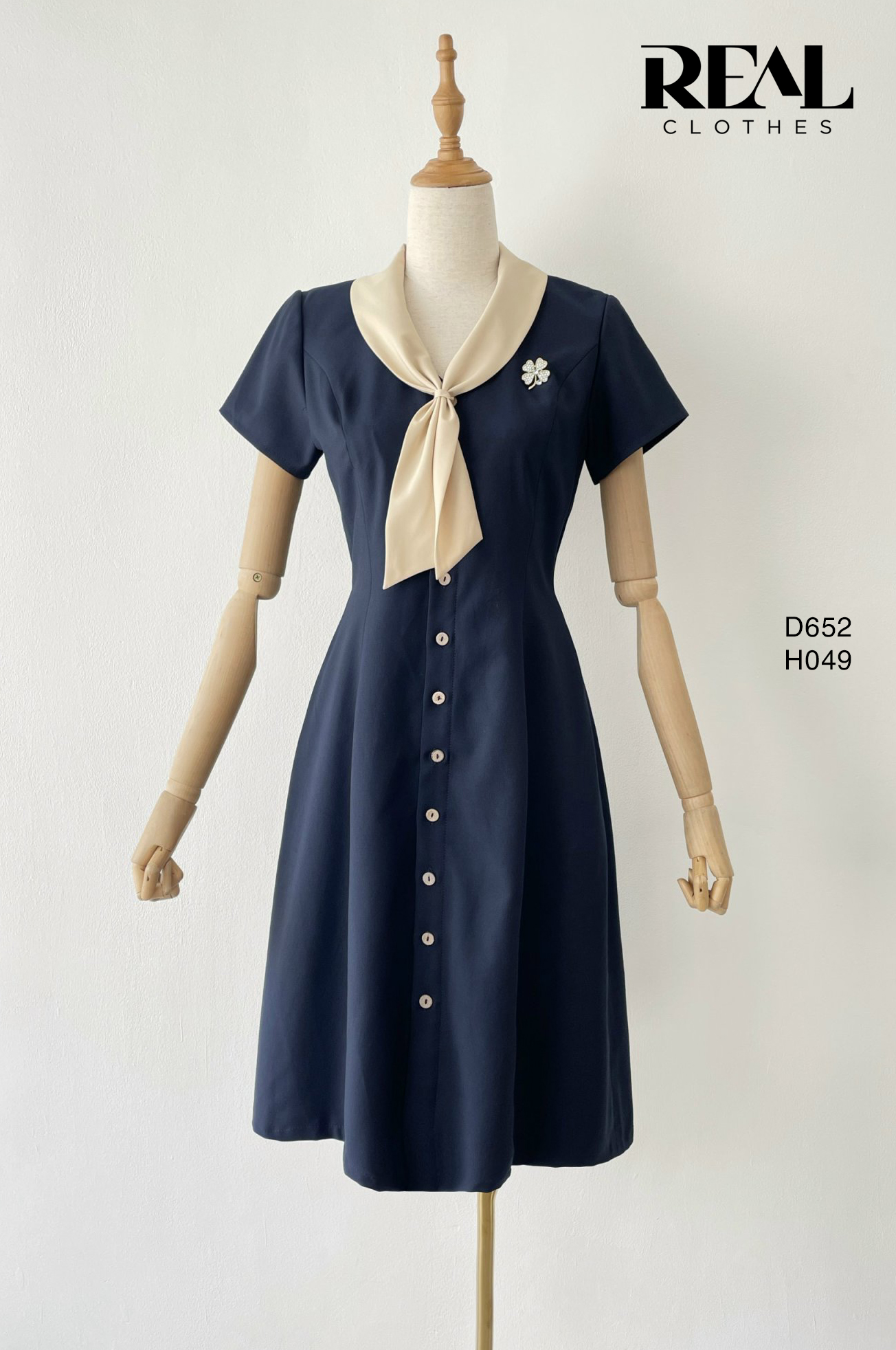 Cài áo cỏ 4 lá trắng bạc LỚN