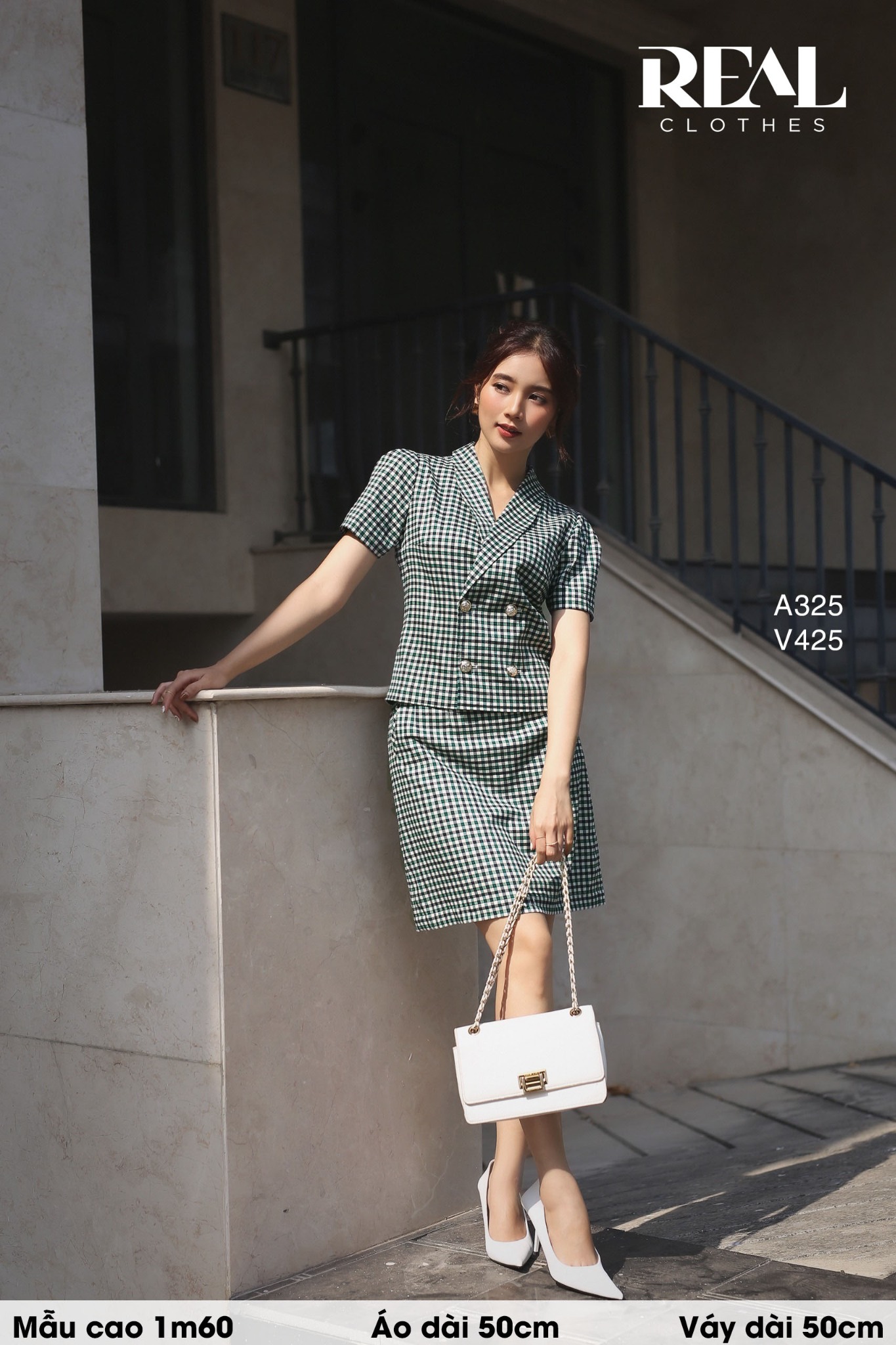 Áo Emma caro xanh SALE - size XS