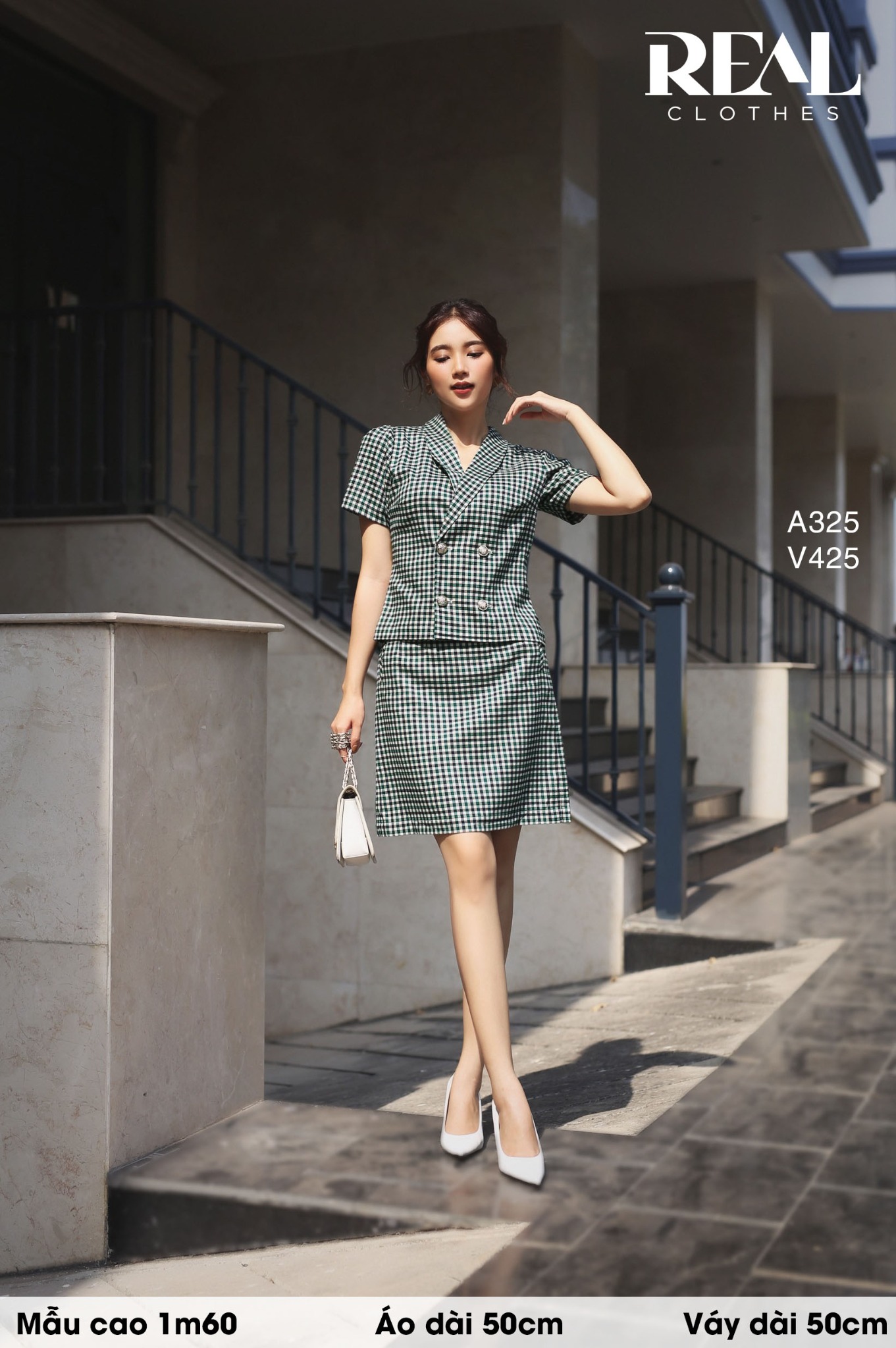 Áo Emma caro xanh SALE - size XS