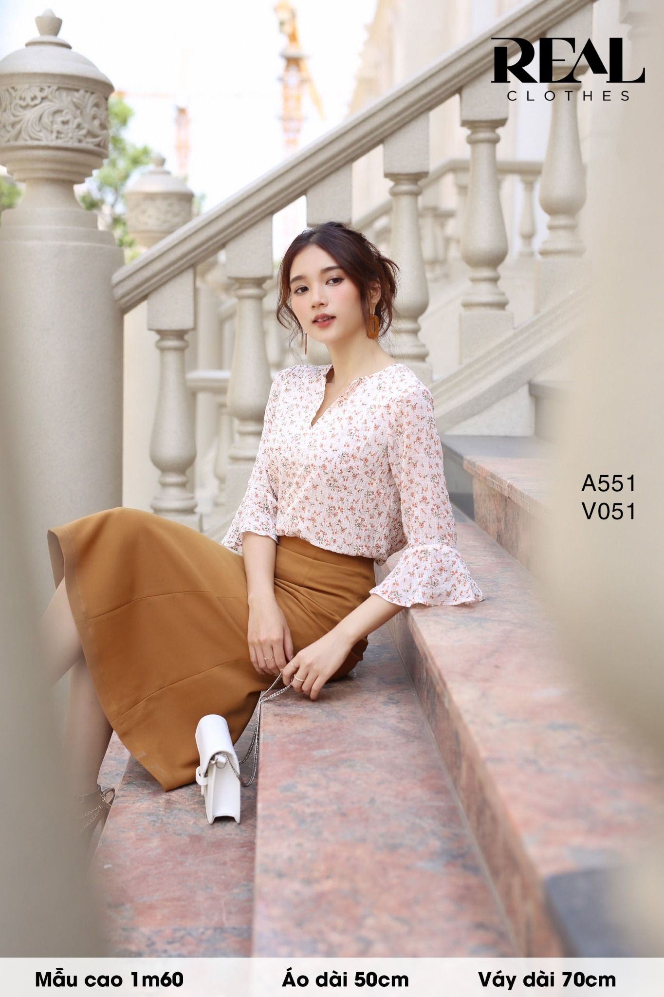ĐẦM XÒE 8 MẢNH GẤM BÔNG NHÍ NÂU VÀNG