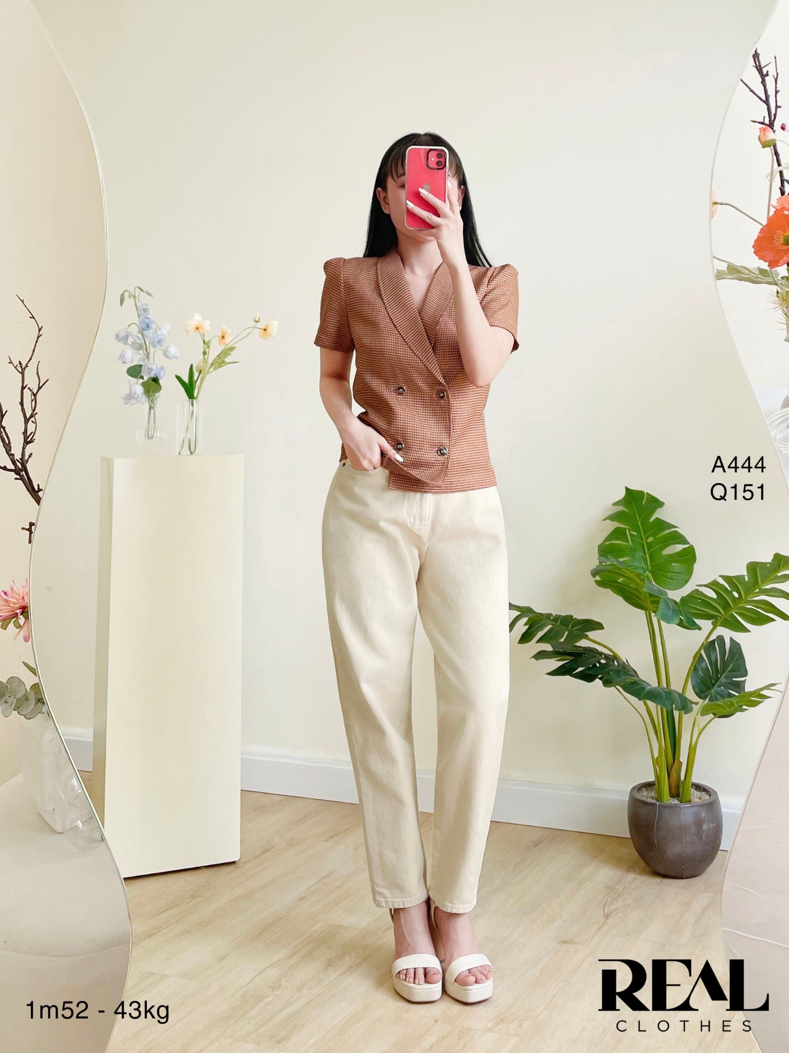 Quần Jeans baggy kem SALE