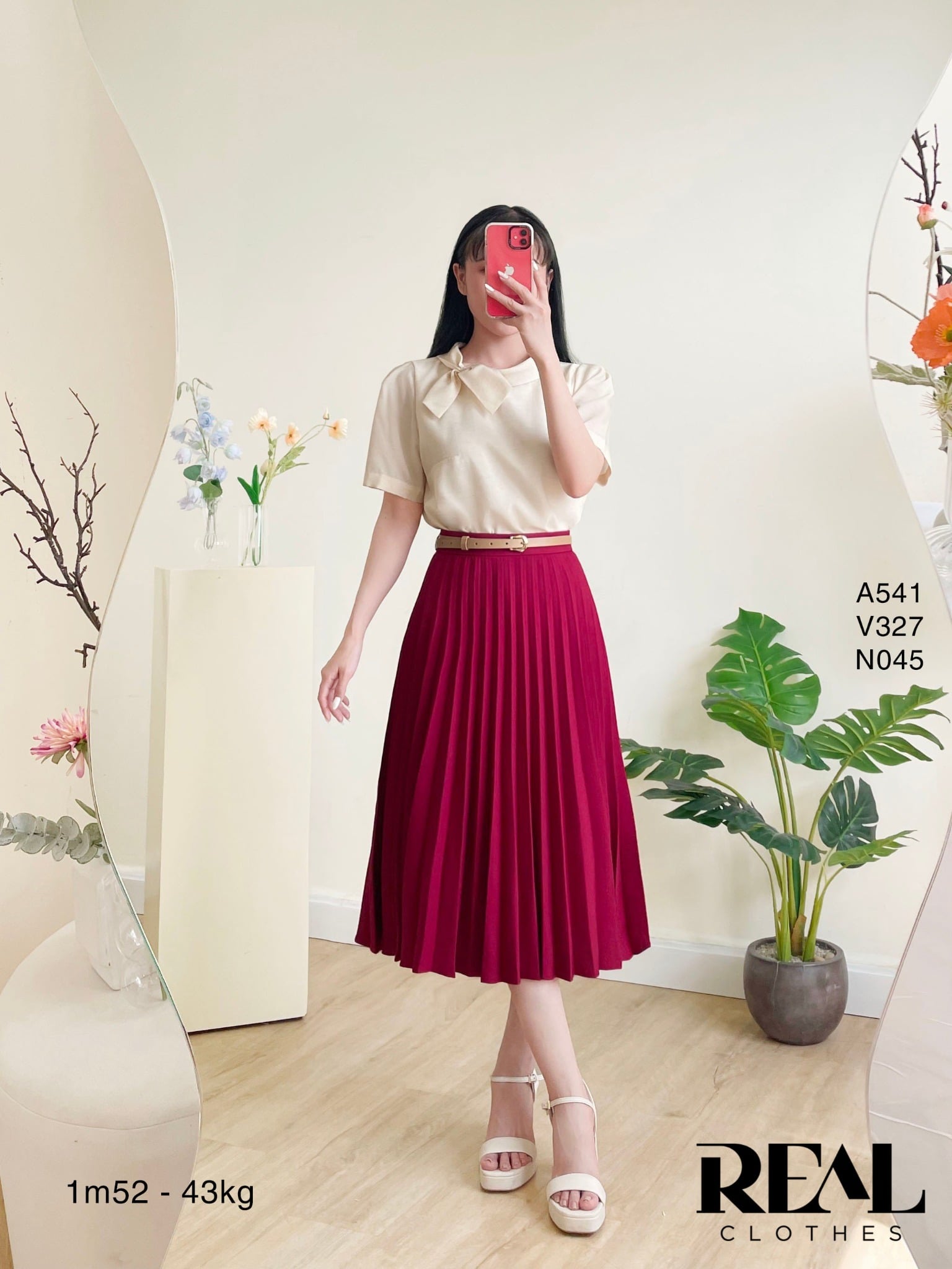 Váy rẻ quạt đỏ FINAL SALE