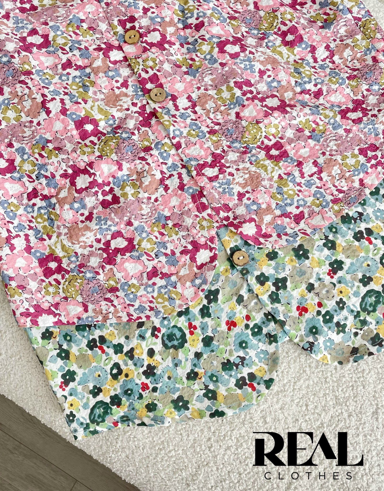 Áo croptop hoa hồng SALE - size XS