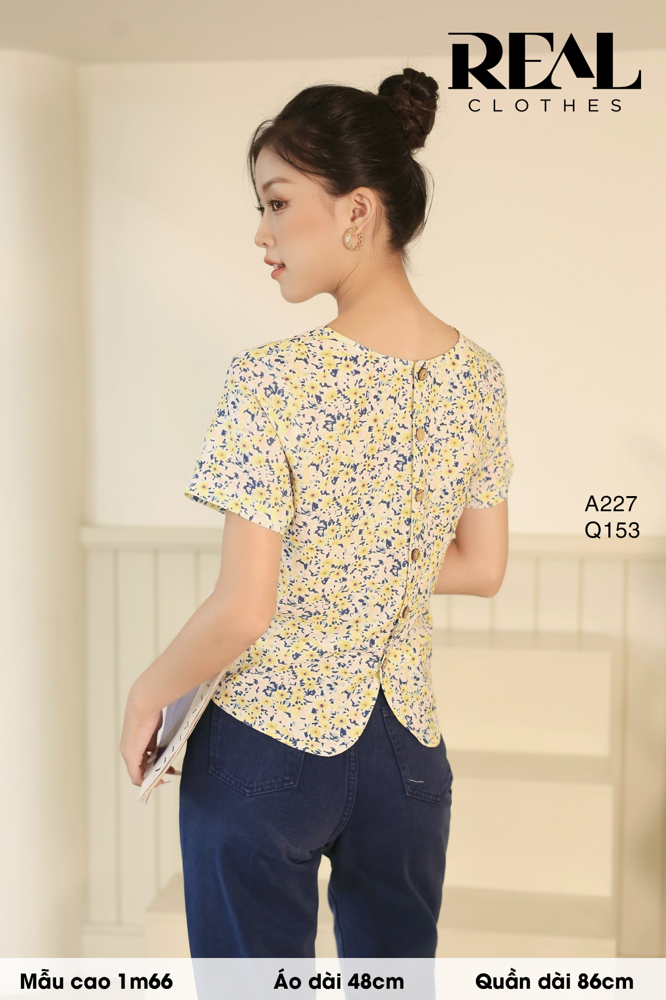 Áo croptop hoa vàng SALE