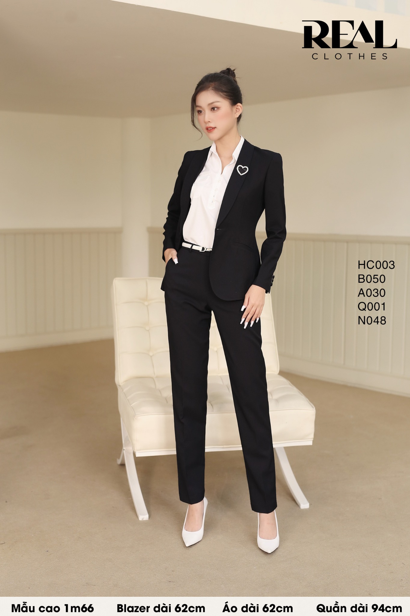 Blazer dài tay dài đen