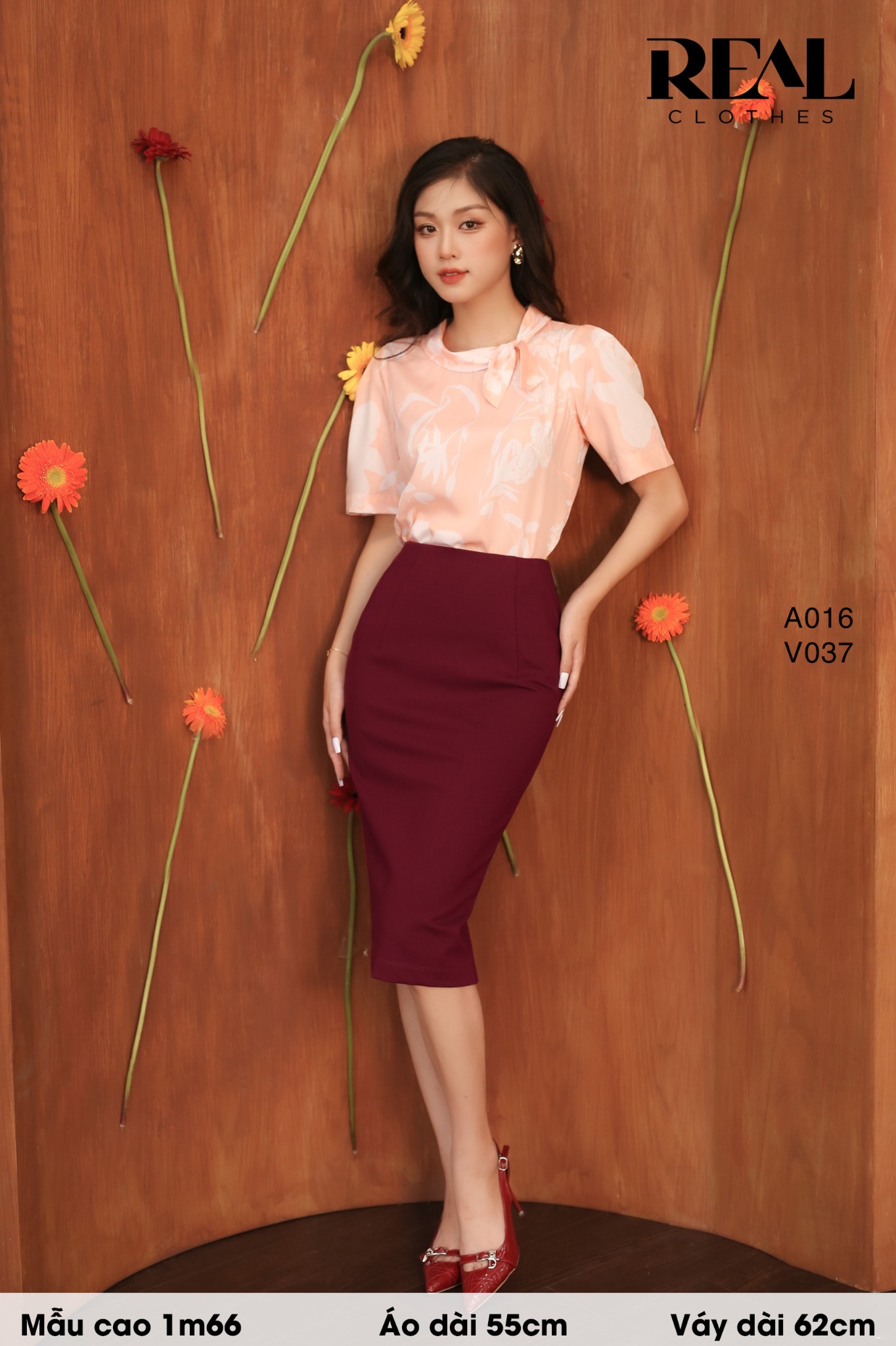 Áo Natalie hoa cam FINAL SALE - size XS