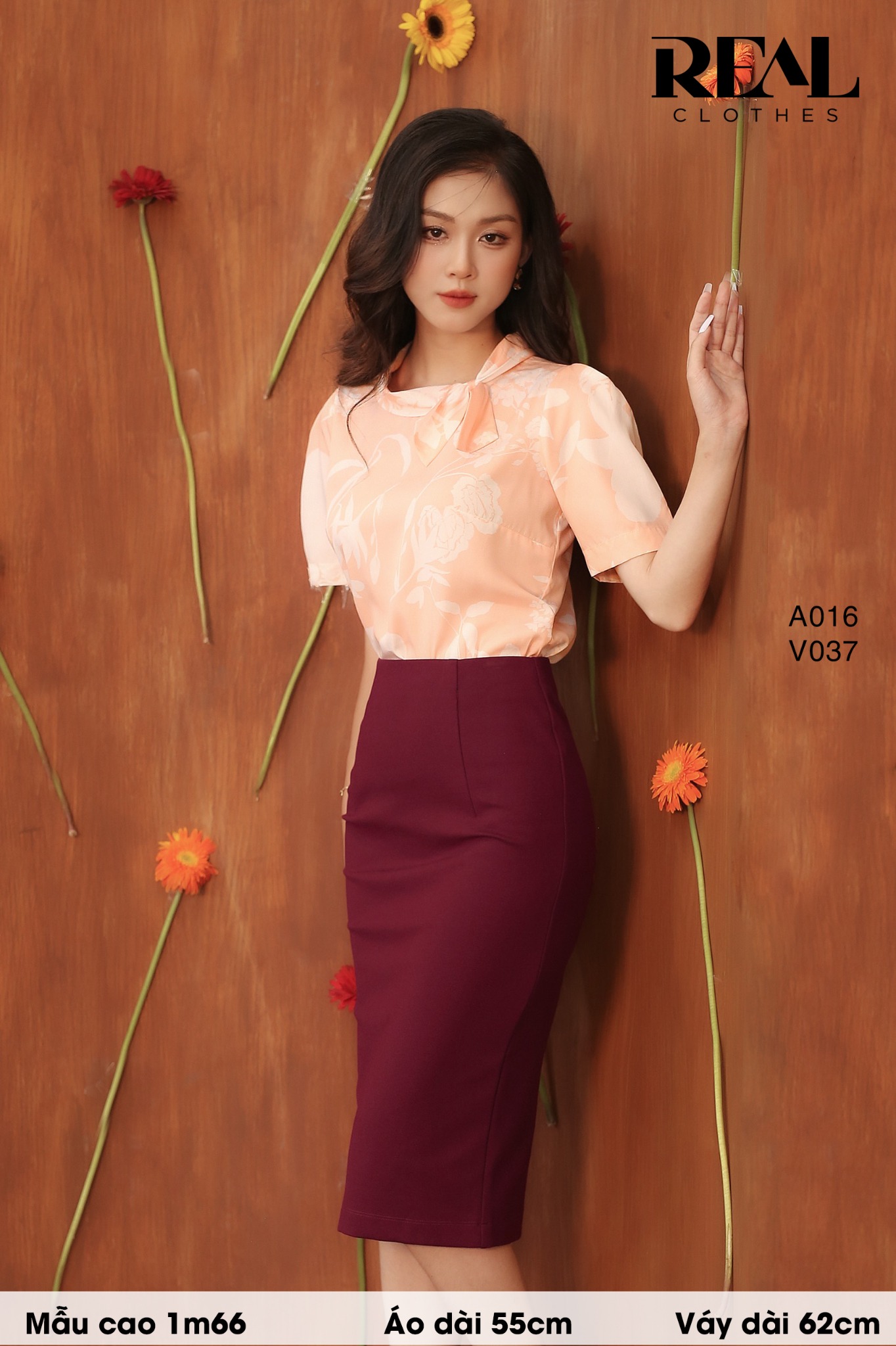 Áo Natalie hoa cam FINAL SALE - size XS