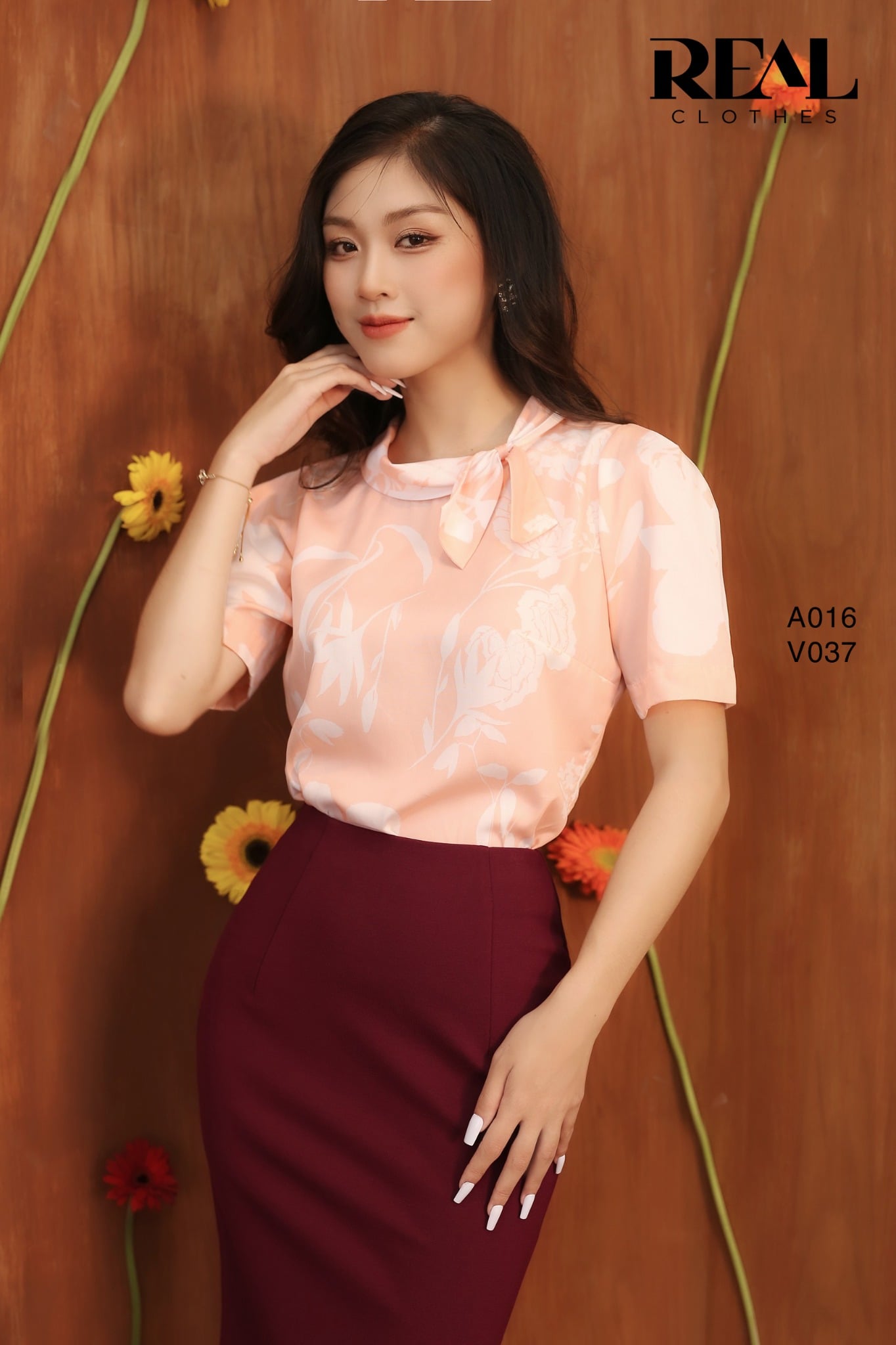 Áo Natalie hoa cam FINAL SALE - size XS