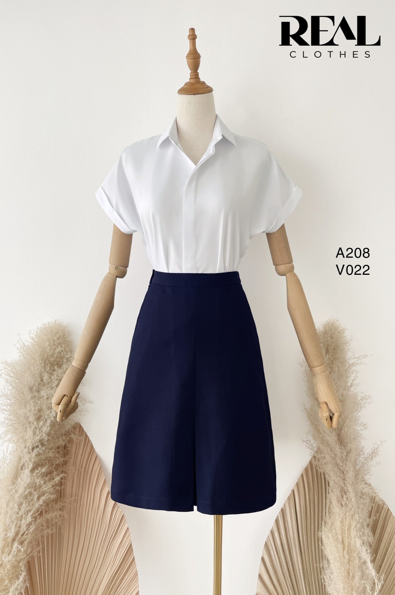 Sơ mi cánh dơi trắng