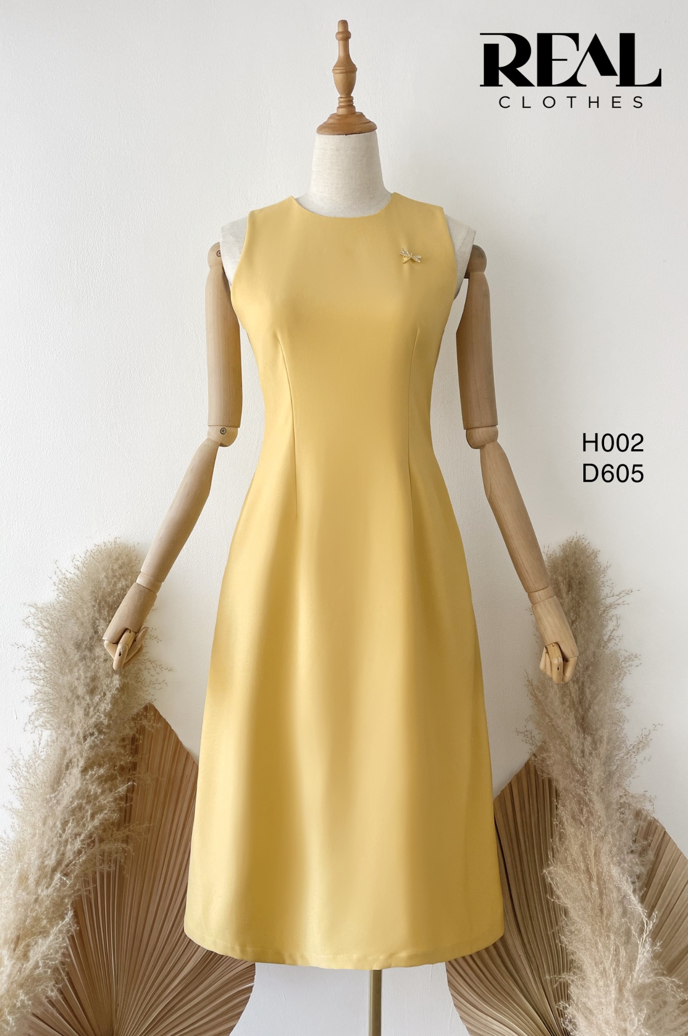 Đầm Moon vàng SALE - size XS