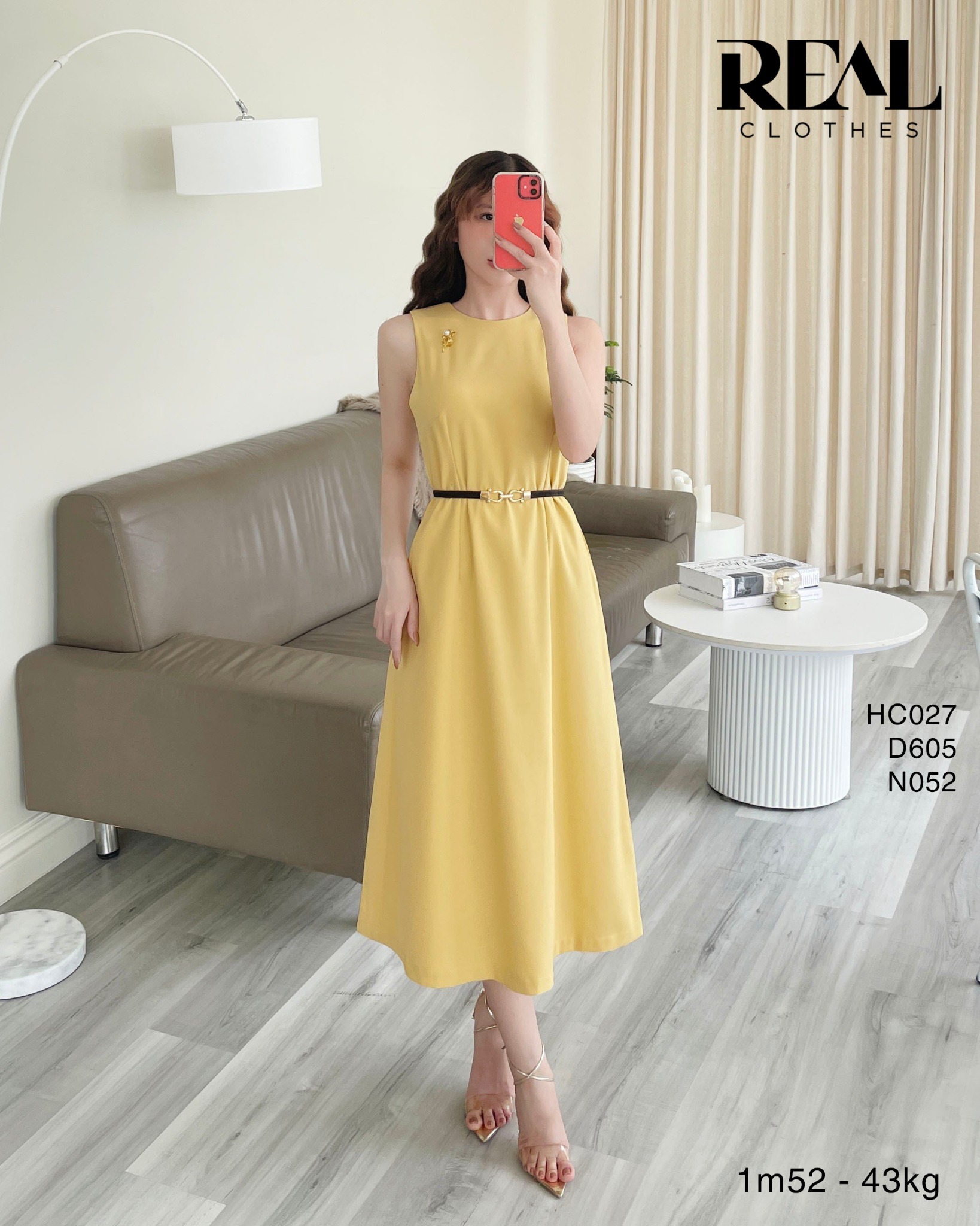 Đầm Moon vàng SALE - size XS