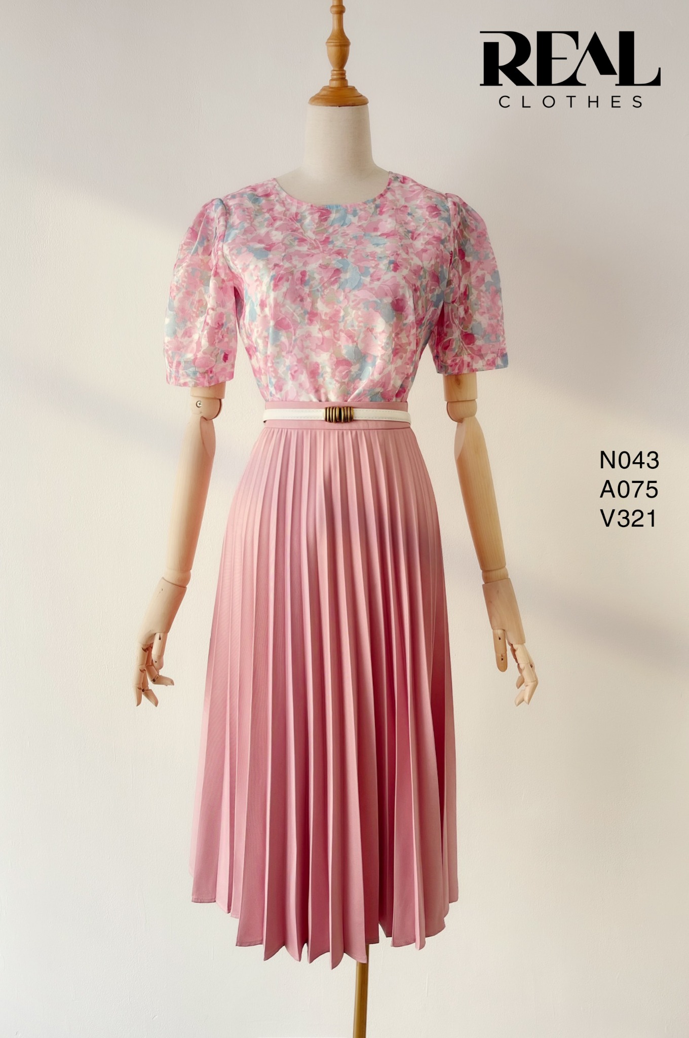 Váy rẻ quạt hồng FINAL SALE