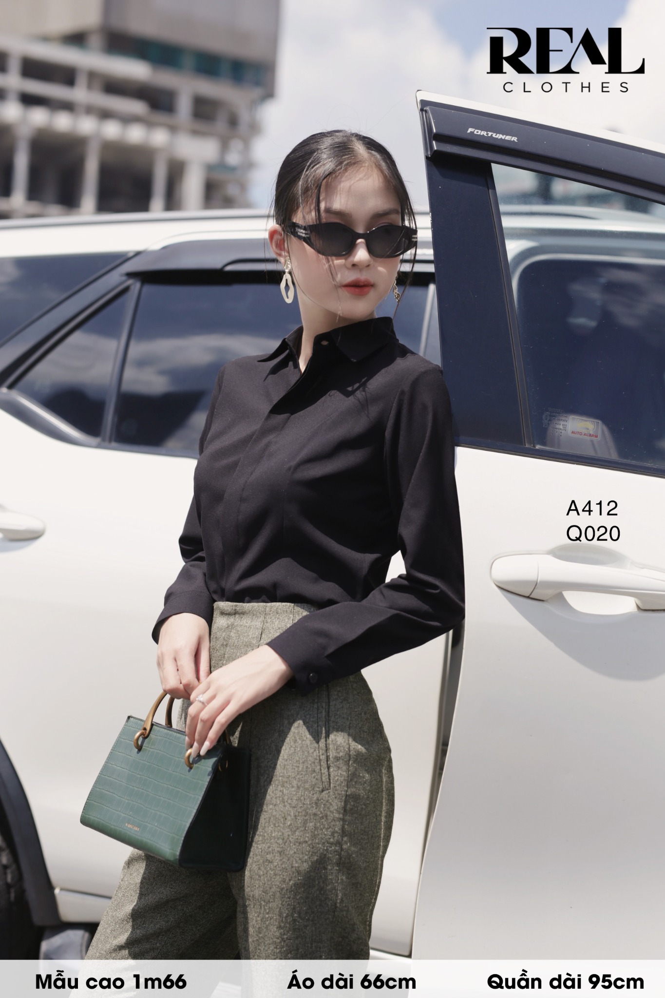 Sơ mi chít eo nano đen - size XS