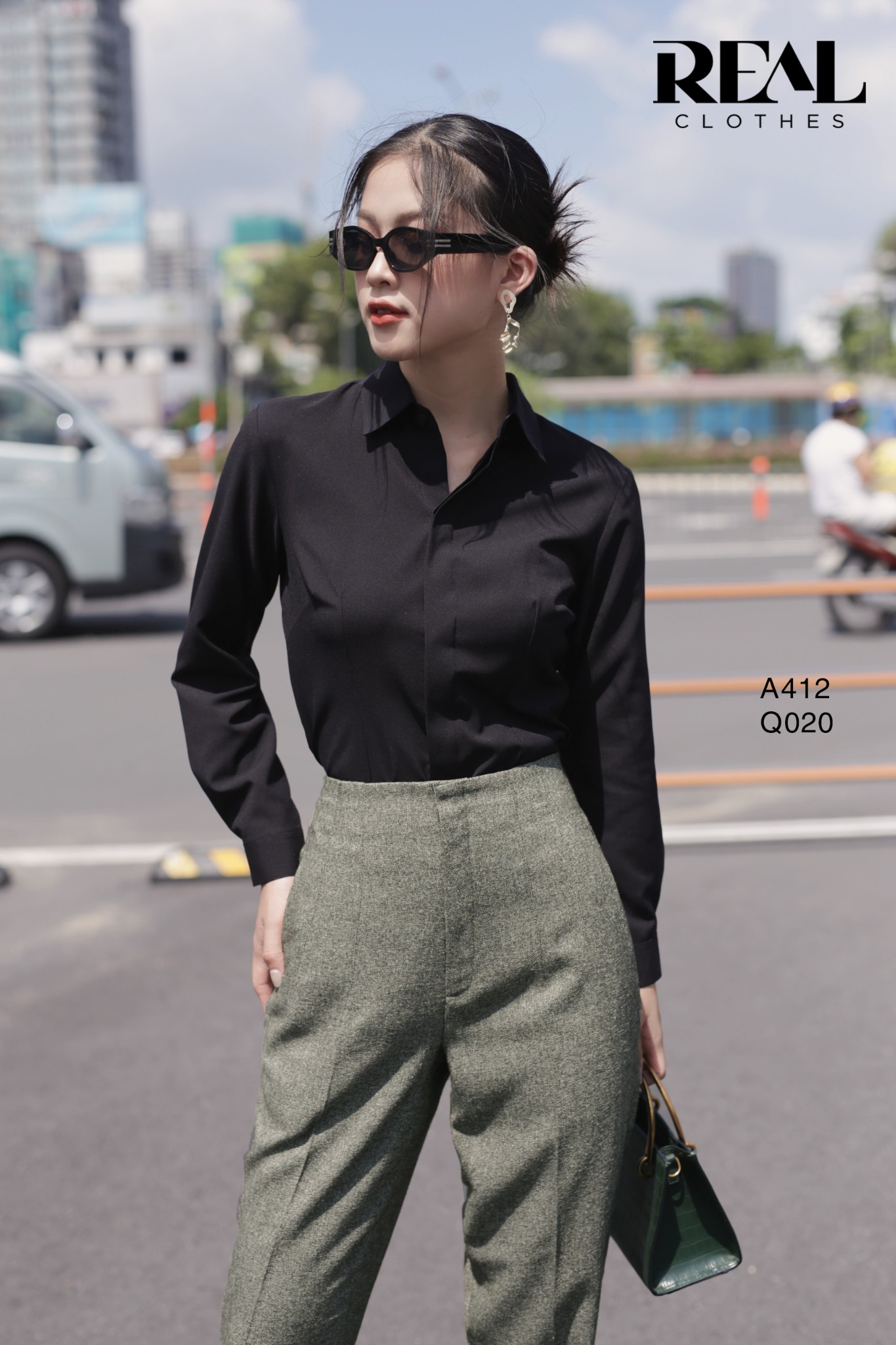 Sơ mi chít eo nano đen - size XS