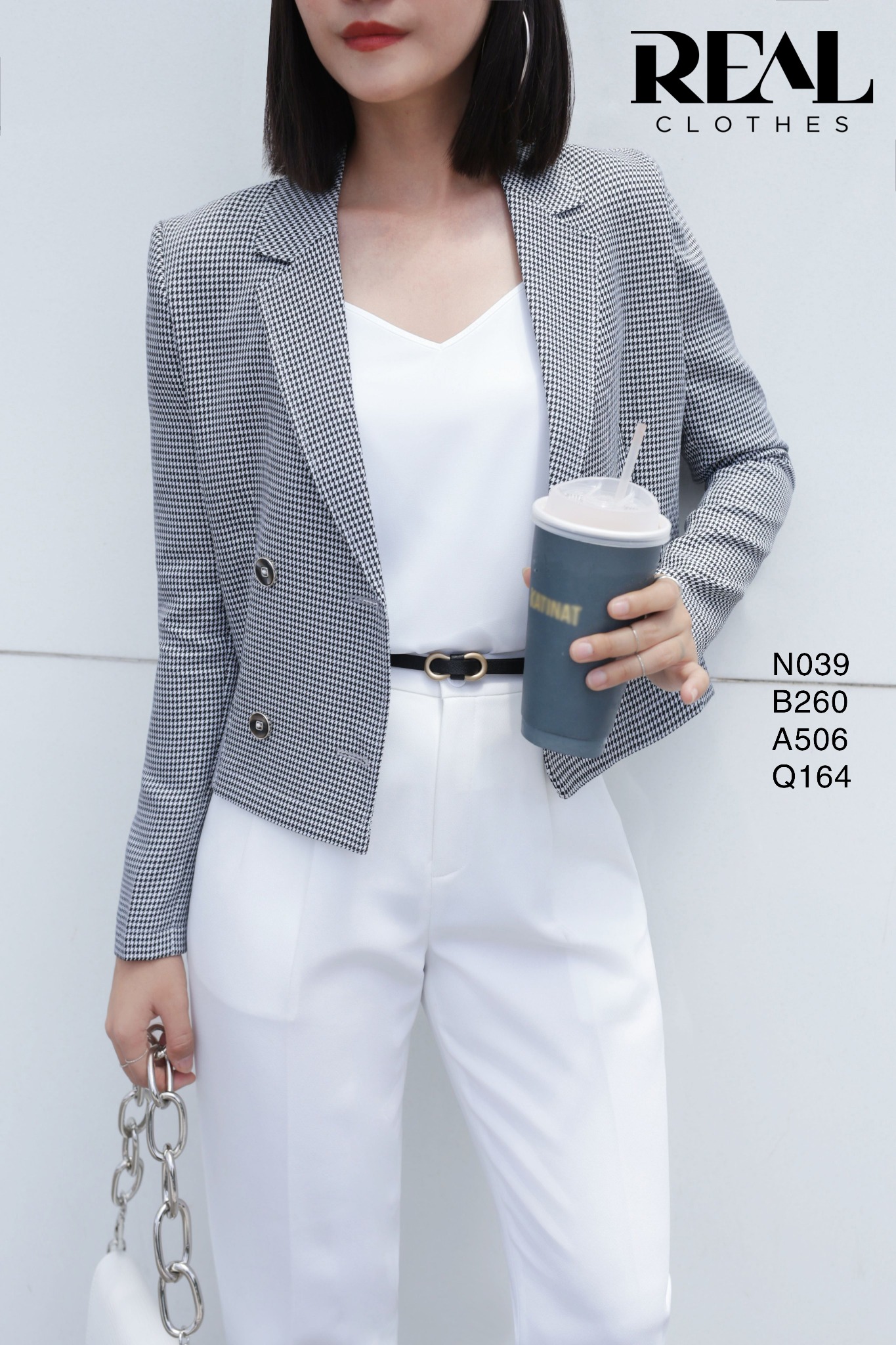 Blazer Lisa zigzag đen SALE