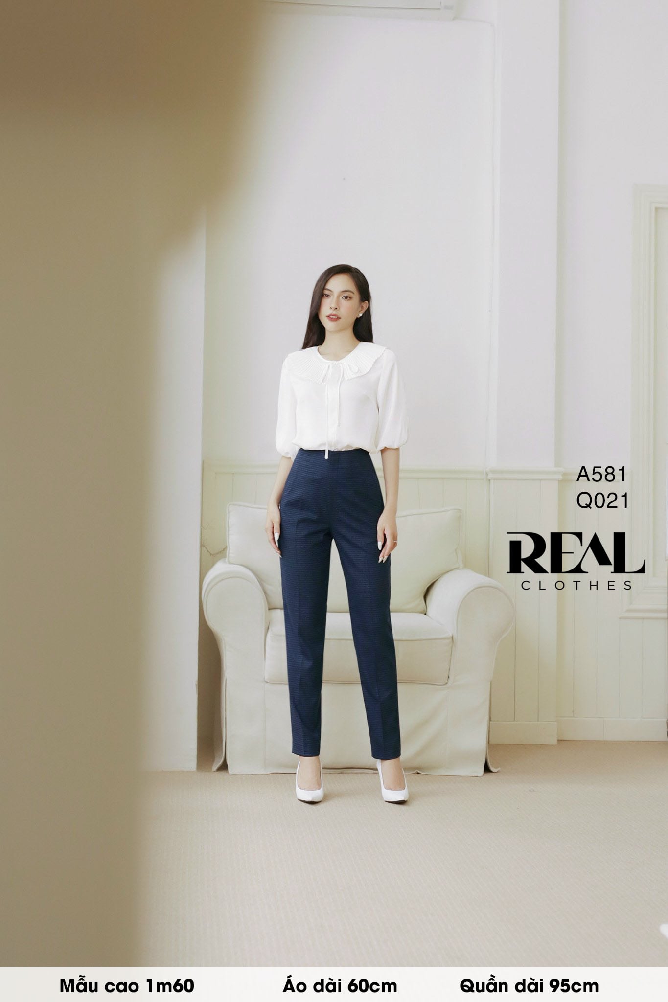 Áo cổ xếp trắng FINAL SALE