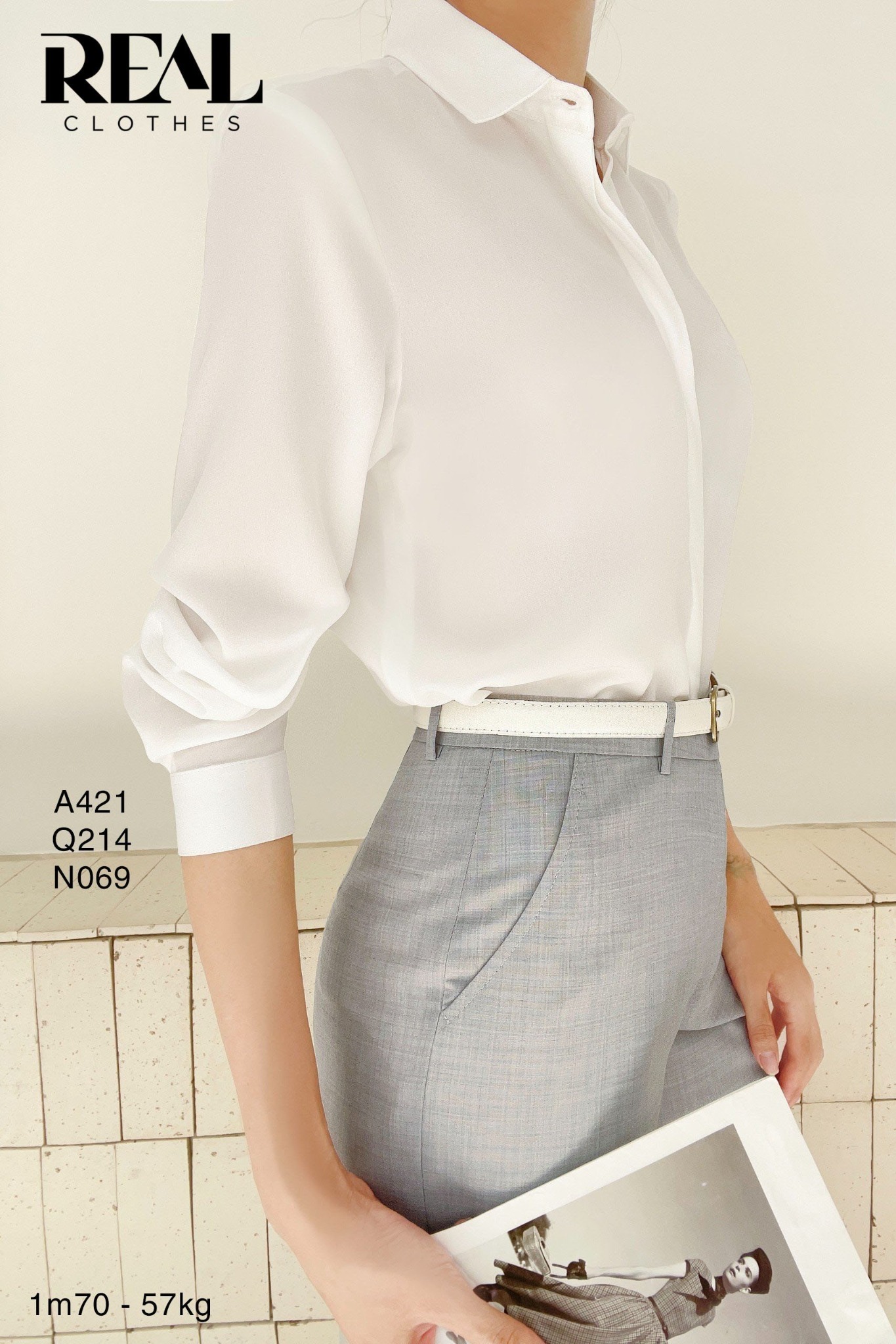 Sơ mi cổ mềm trắng