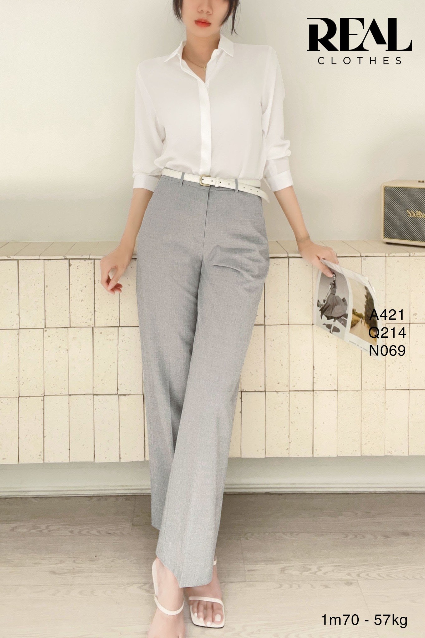 Sơ mi cổ mềm trắng