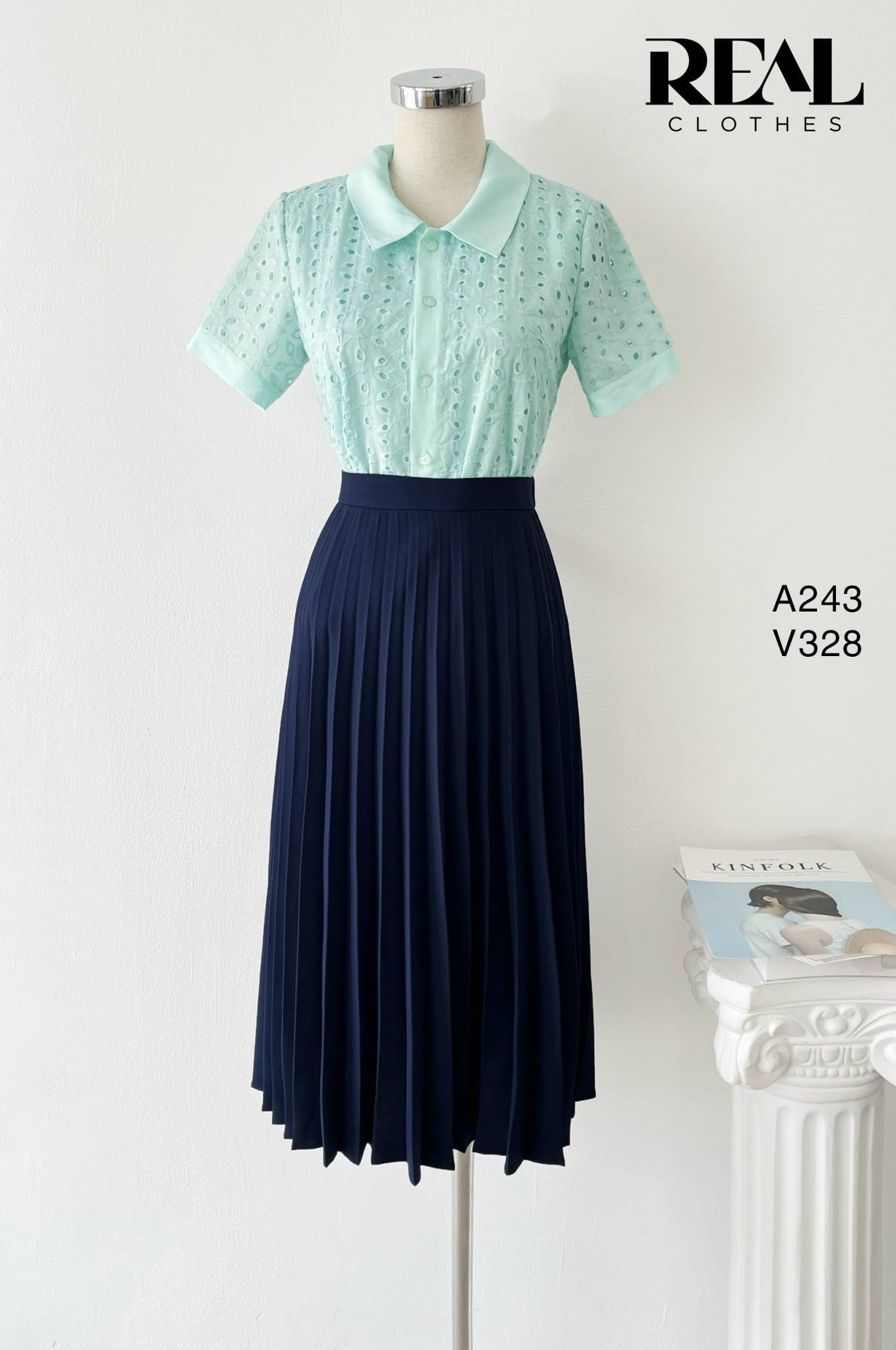 Croptop ren xanh SALE