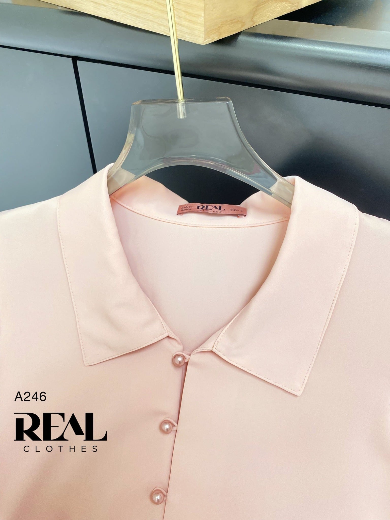 Áo Hana cam nhạt FINAL SALE - size XS