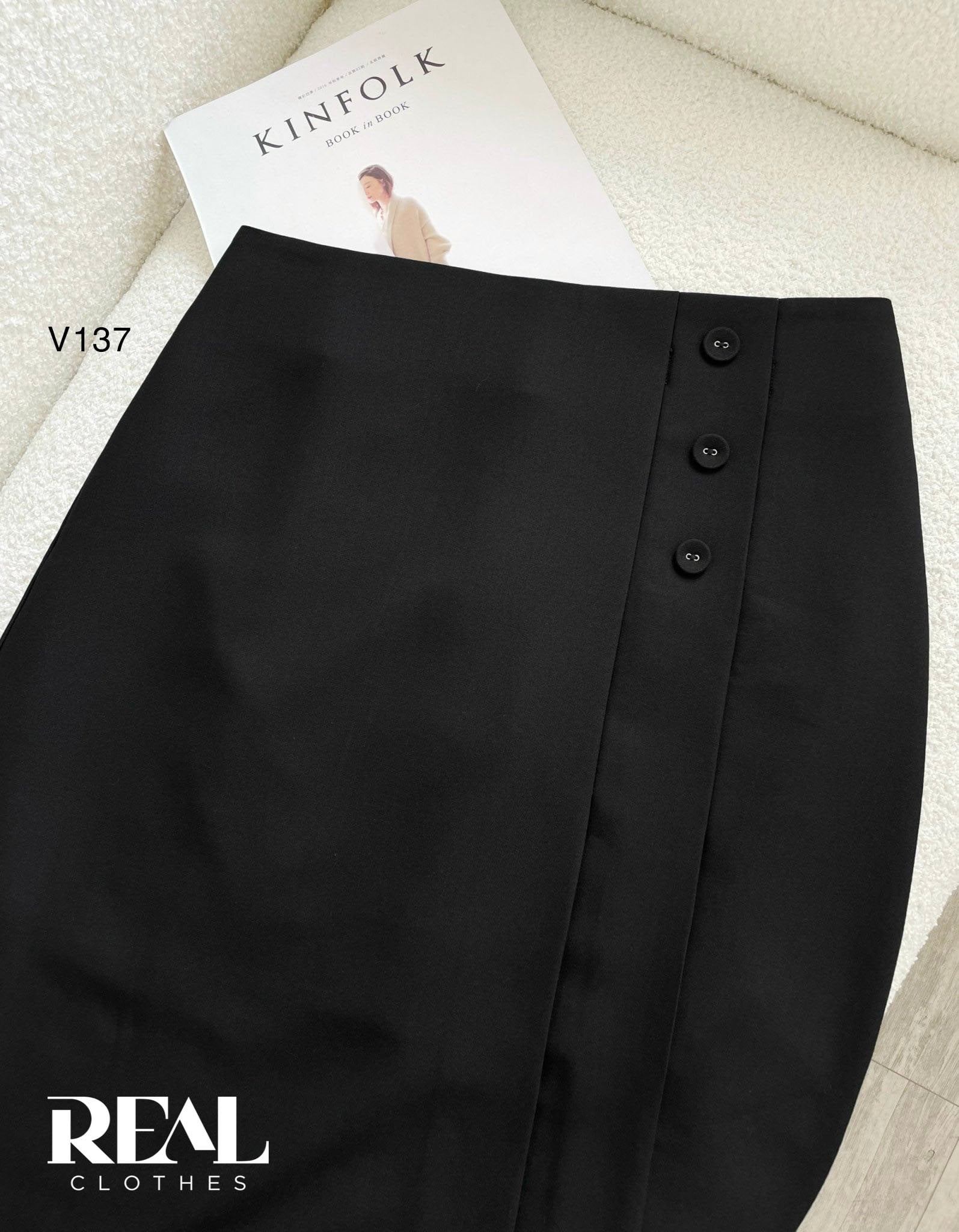 Váy Kyo đen MỚI FINAL SALE