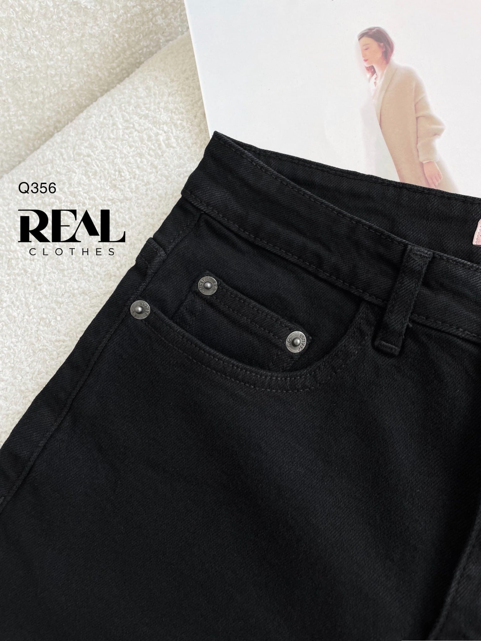 Quần short Jeans đen FINAL SALE - size XS