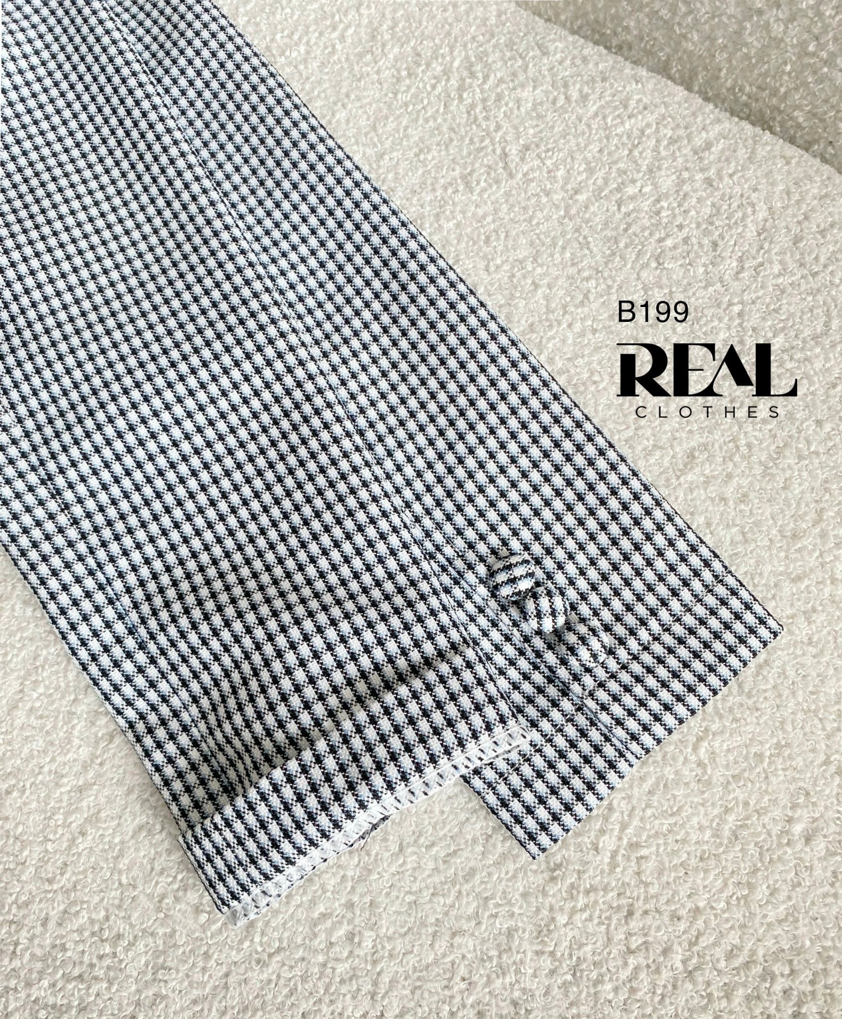 Blazer caro trắng SALE - size XS