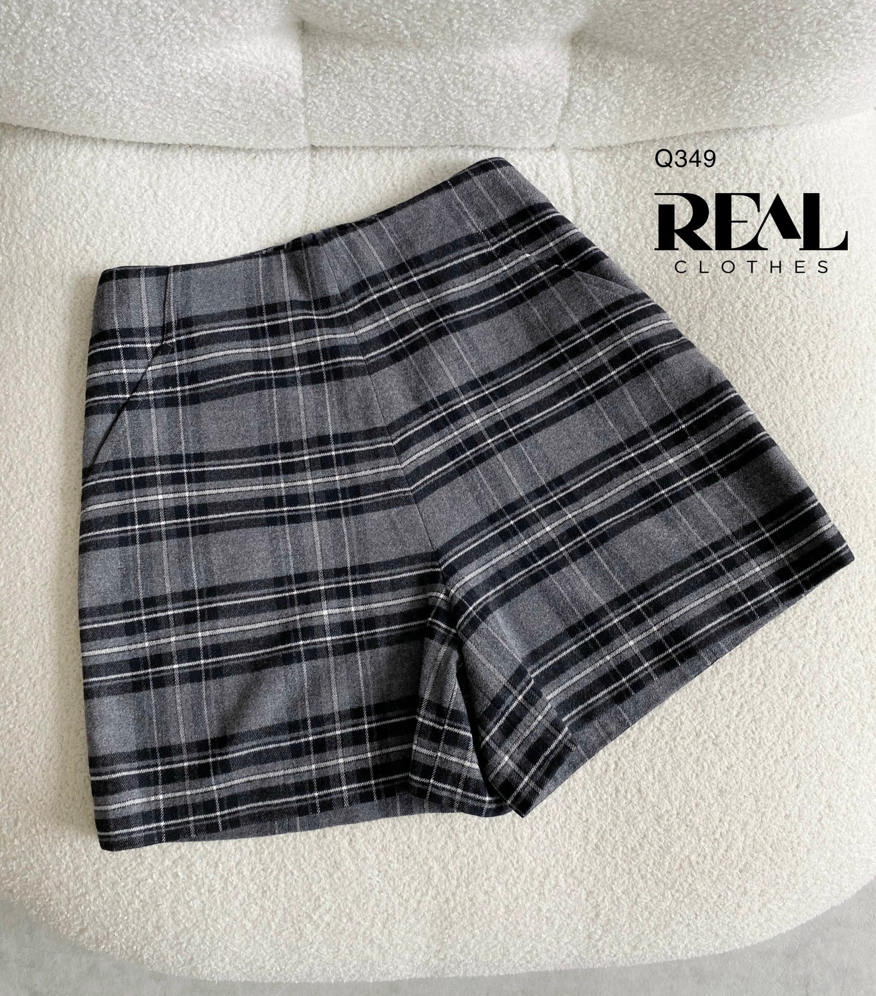 Quần short hè caro xám SALE