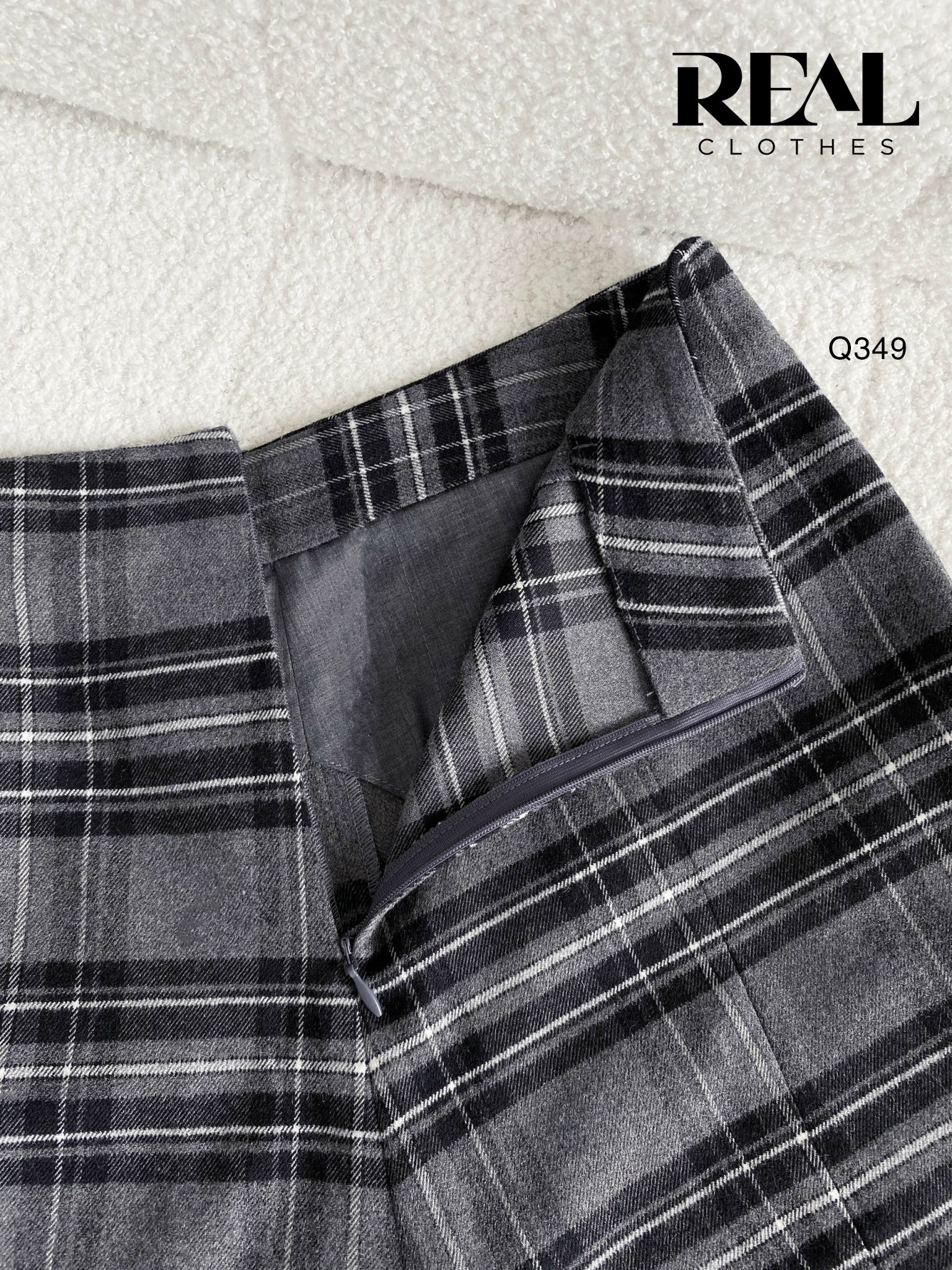 Quần short hè caro xám SALE