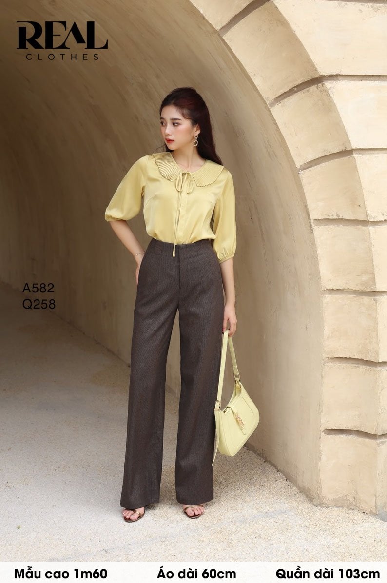 Áo cổ xếp vàng FINAL SALE - size XS