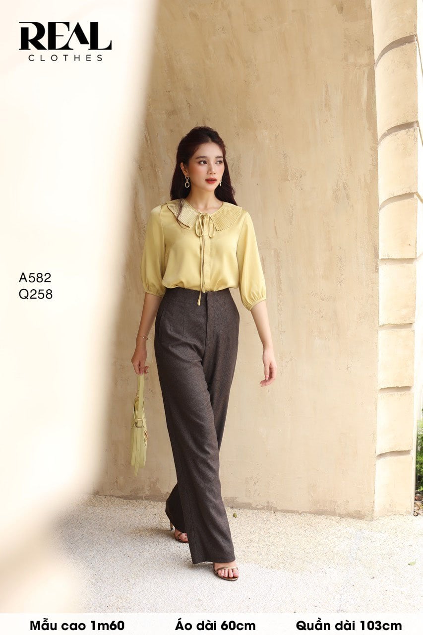 Áo cổ xếp vàng FINAL SALE - size XS