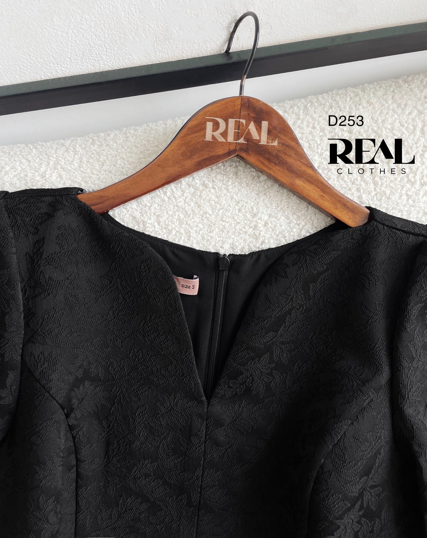 Đầm Vivian đen SALE - size XS