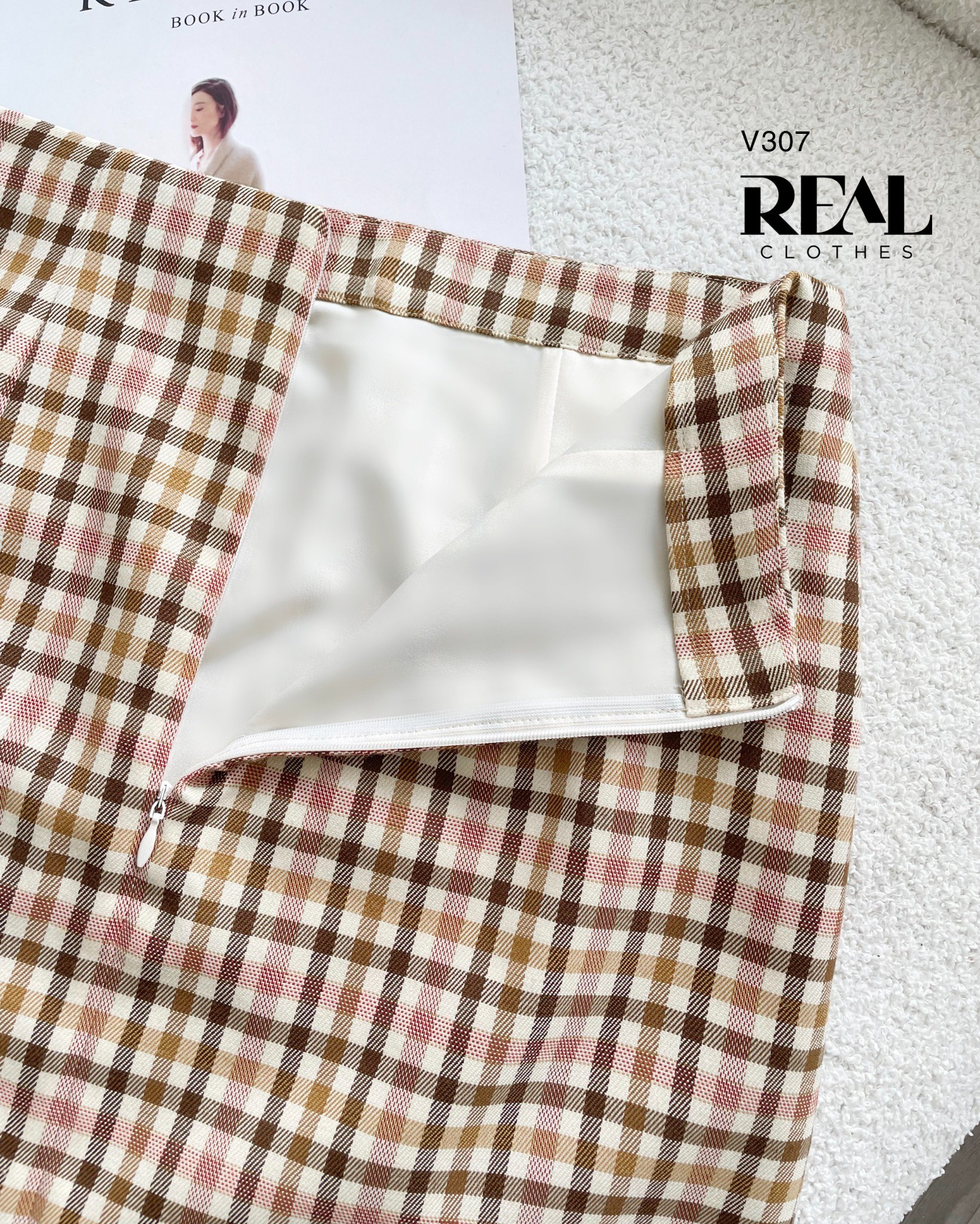 Váy Japan caro hồng SALE