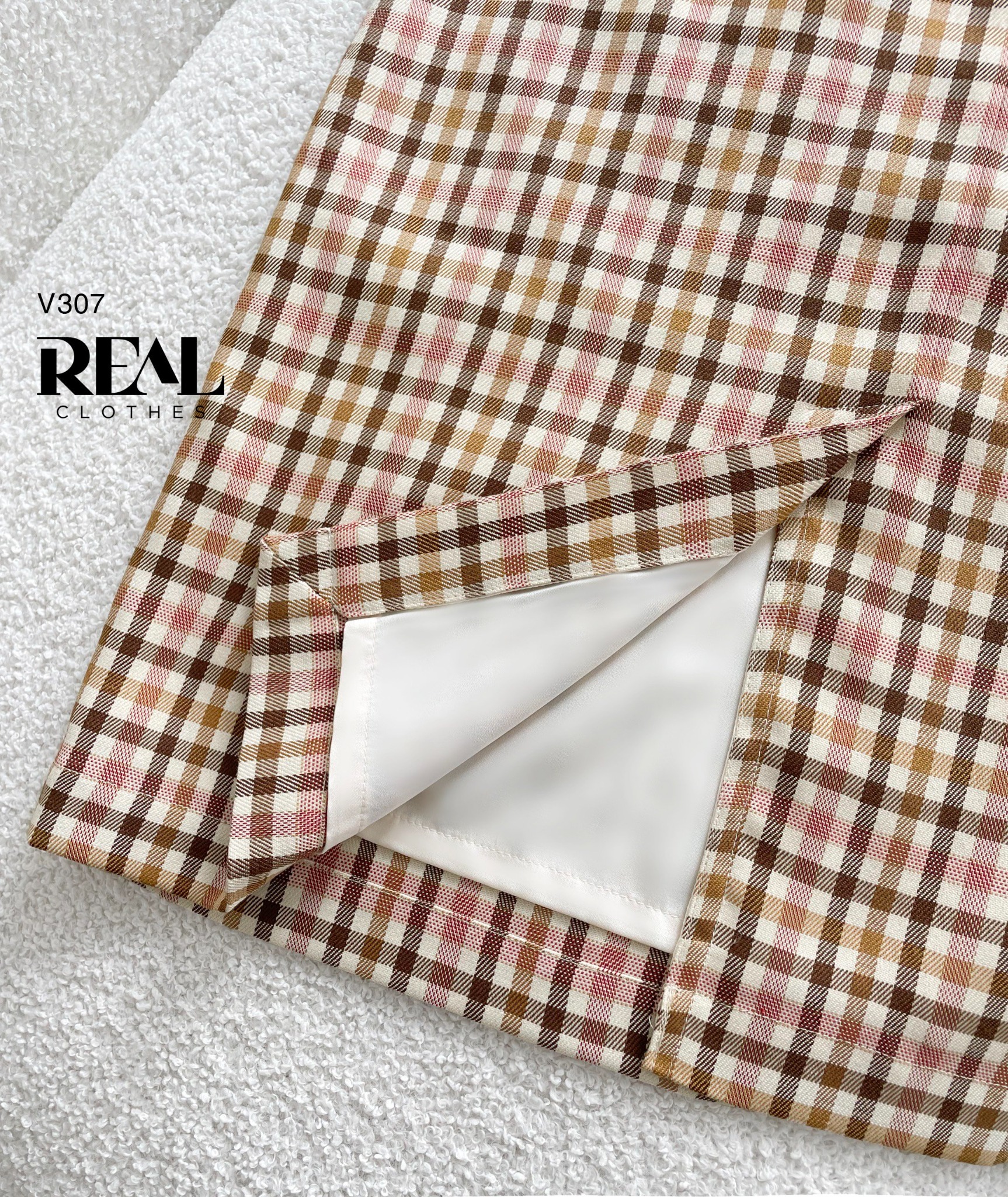 Váy Japan caro hồng SALE