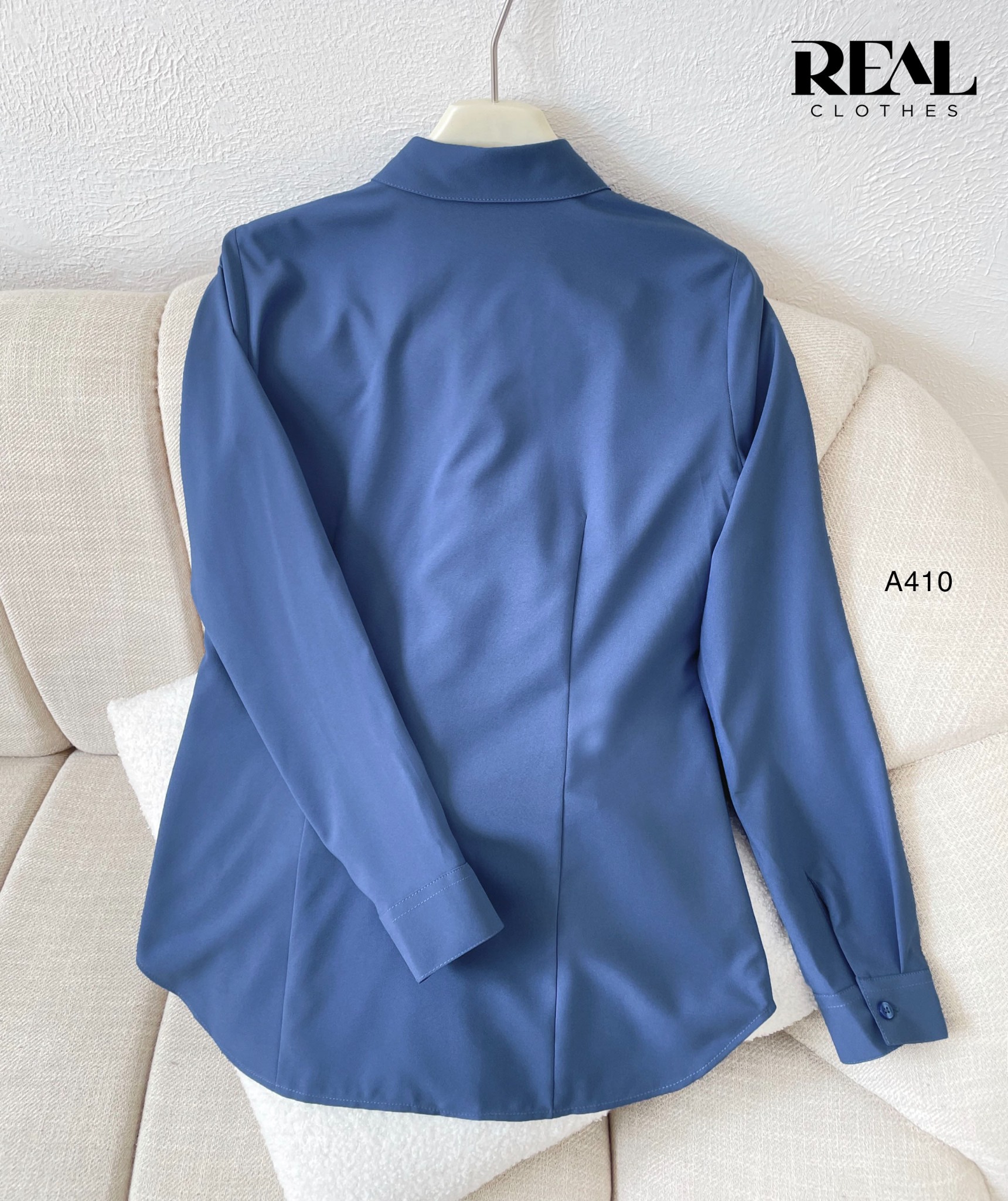 Sơ mi chít eo nano navy MỚI SALE - size XS