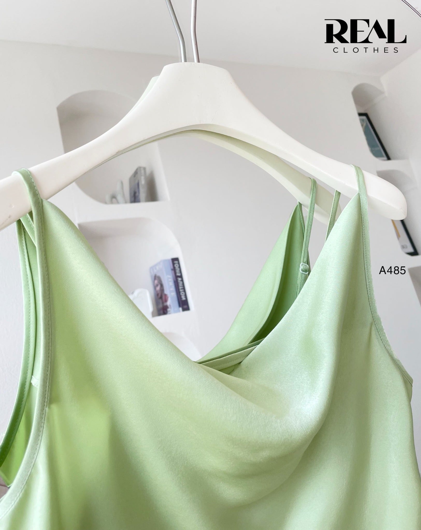 Áo cổ đổ xanh SALE