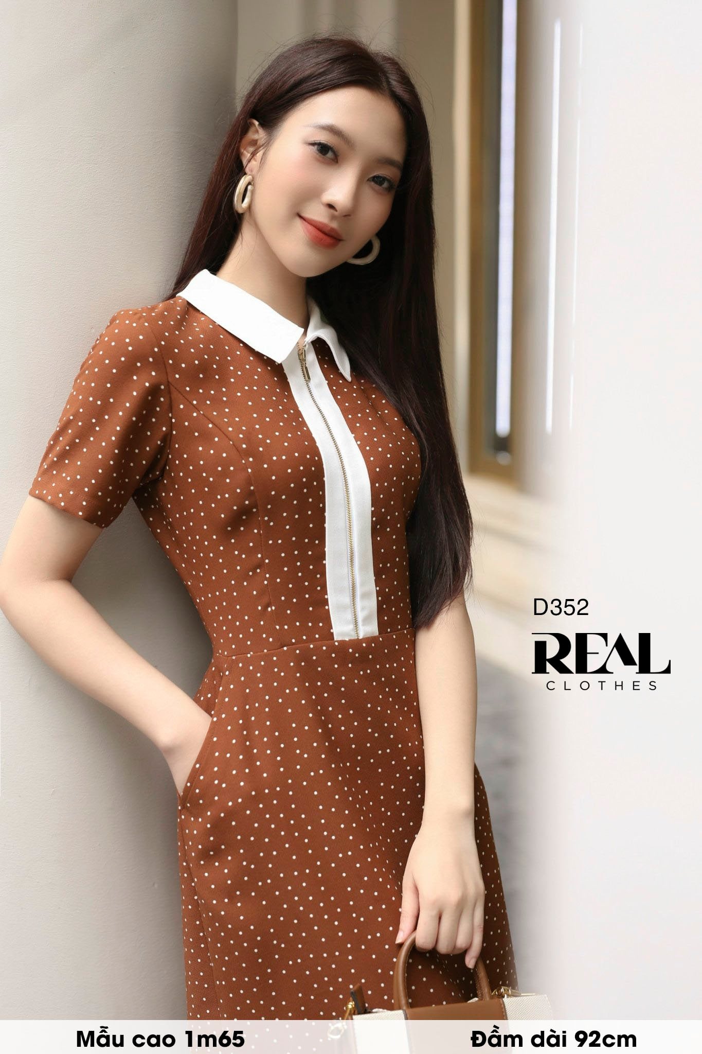 Đầm zipper chấm bi nâu SALE