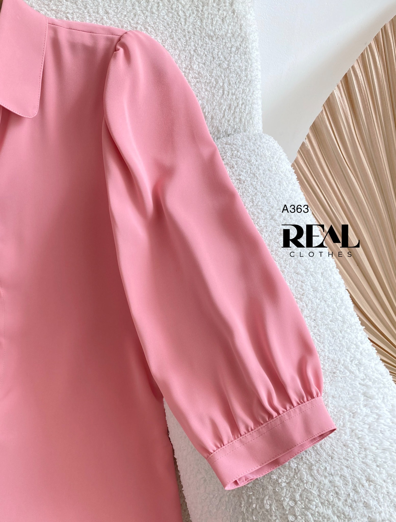 Sơ mi cổ nhọn hồng