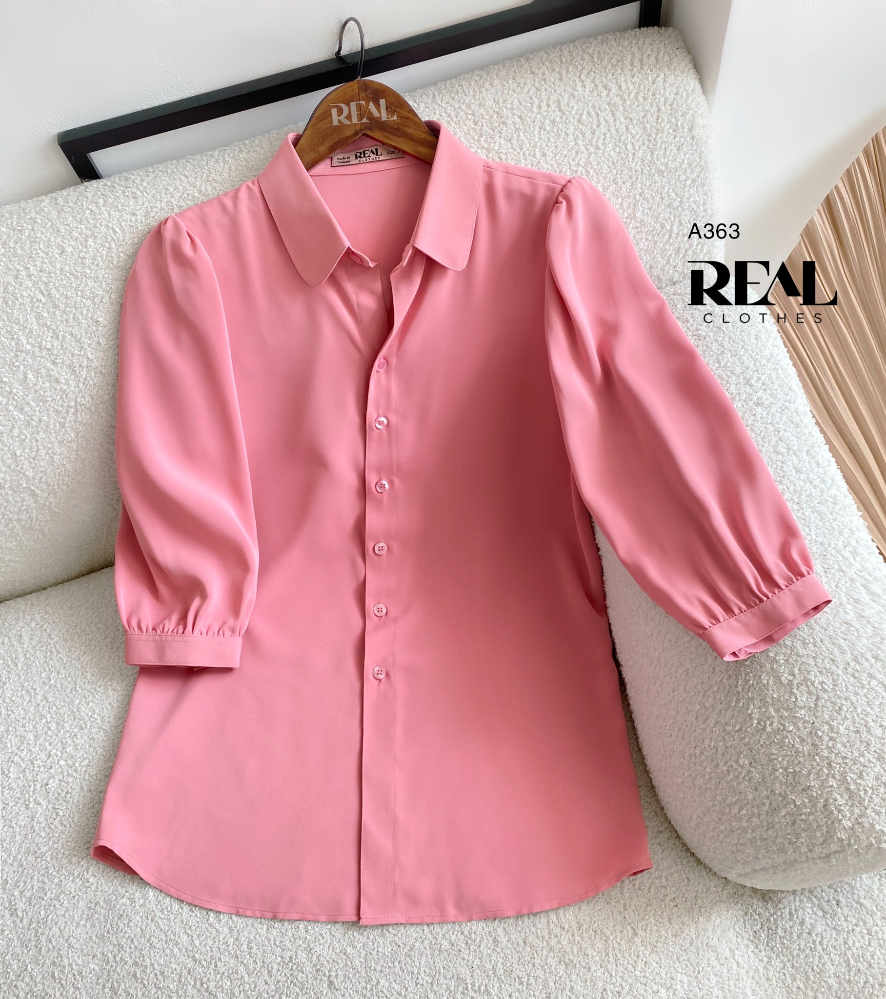 Sơ mi cổ nhọn hồng