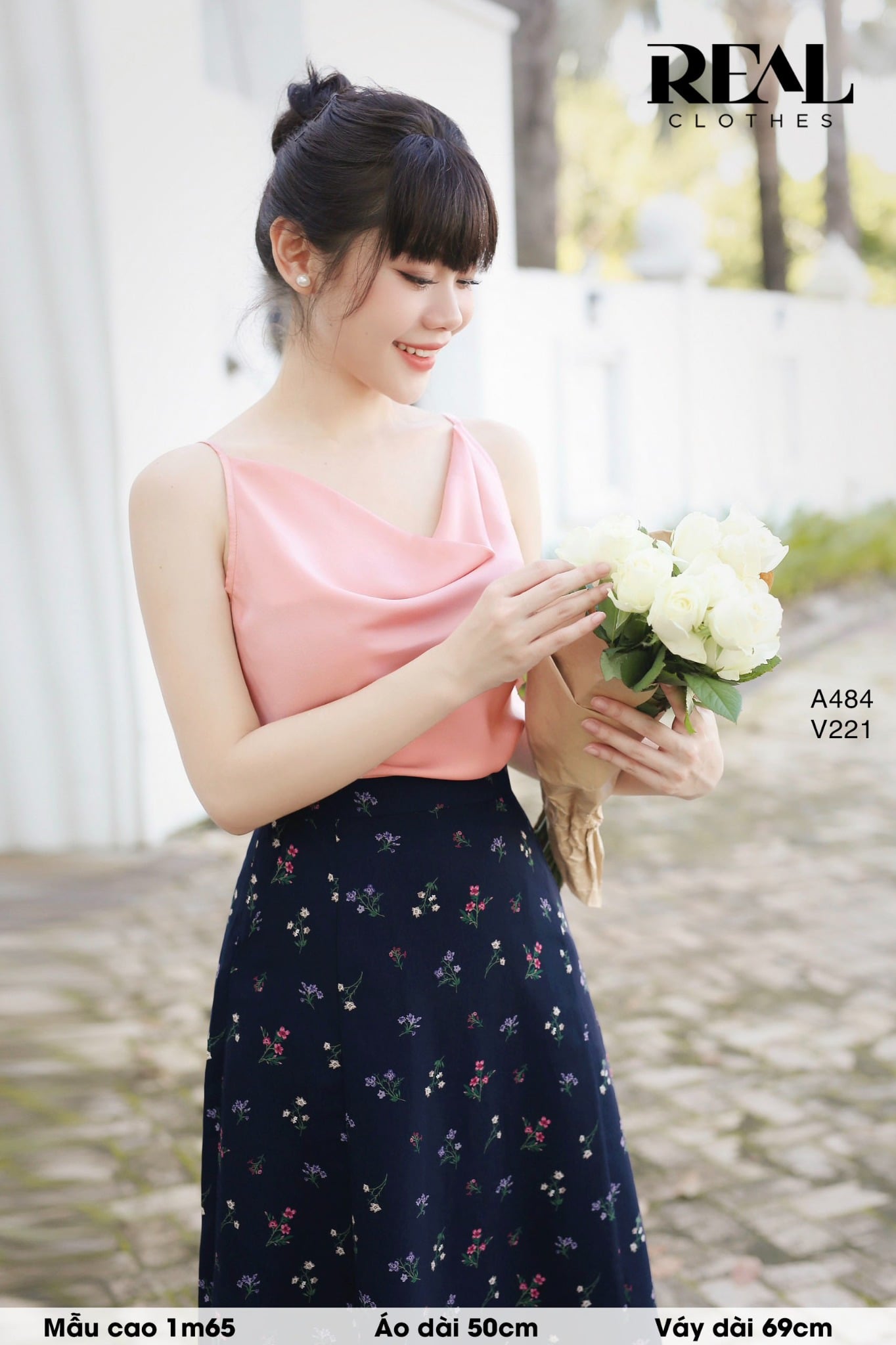 Áo cổ đổ hồng SALE