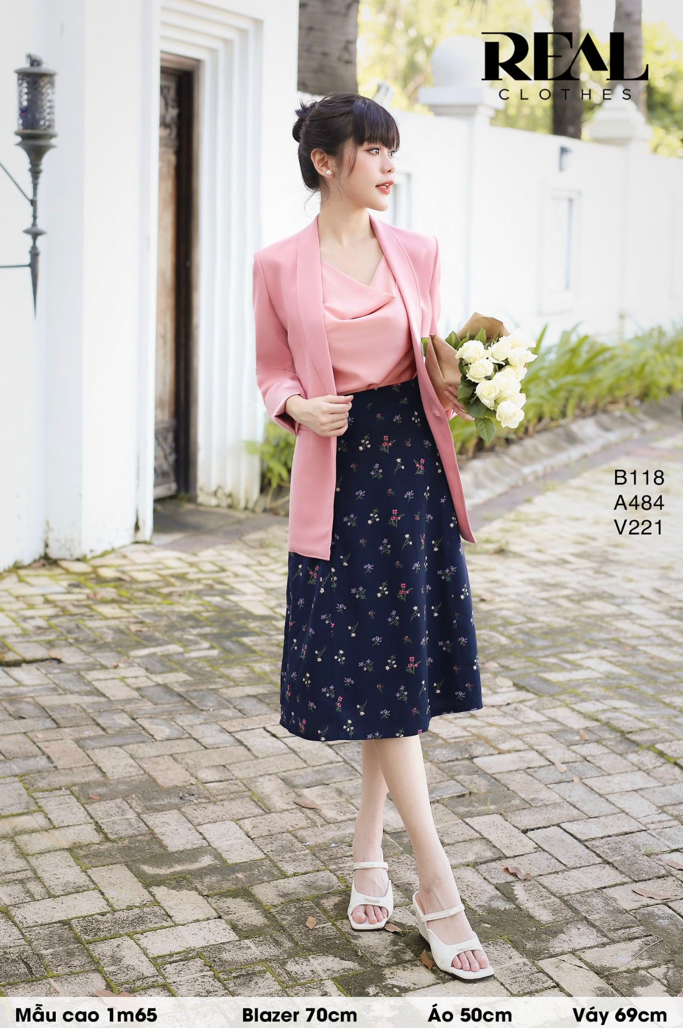 Áo cổ đổ hồng SALE