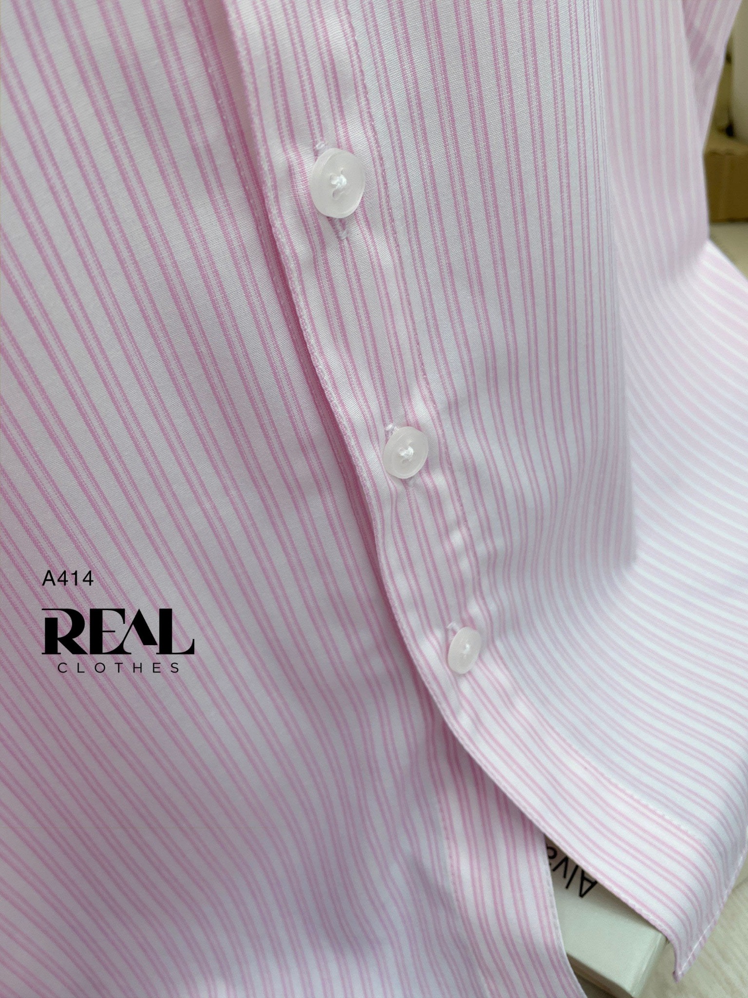 Sơ mi cổ Đức sọc hồng SALE - size XS