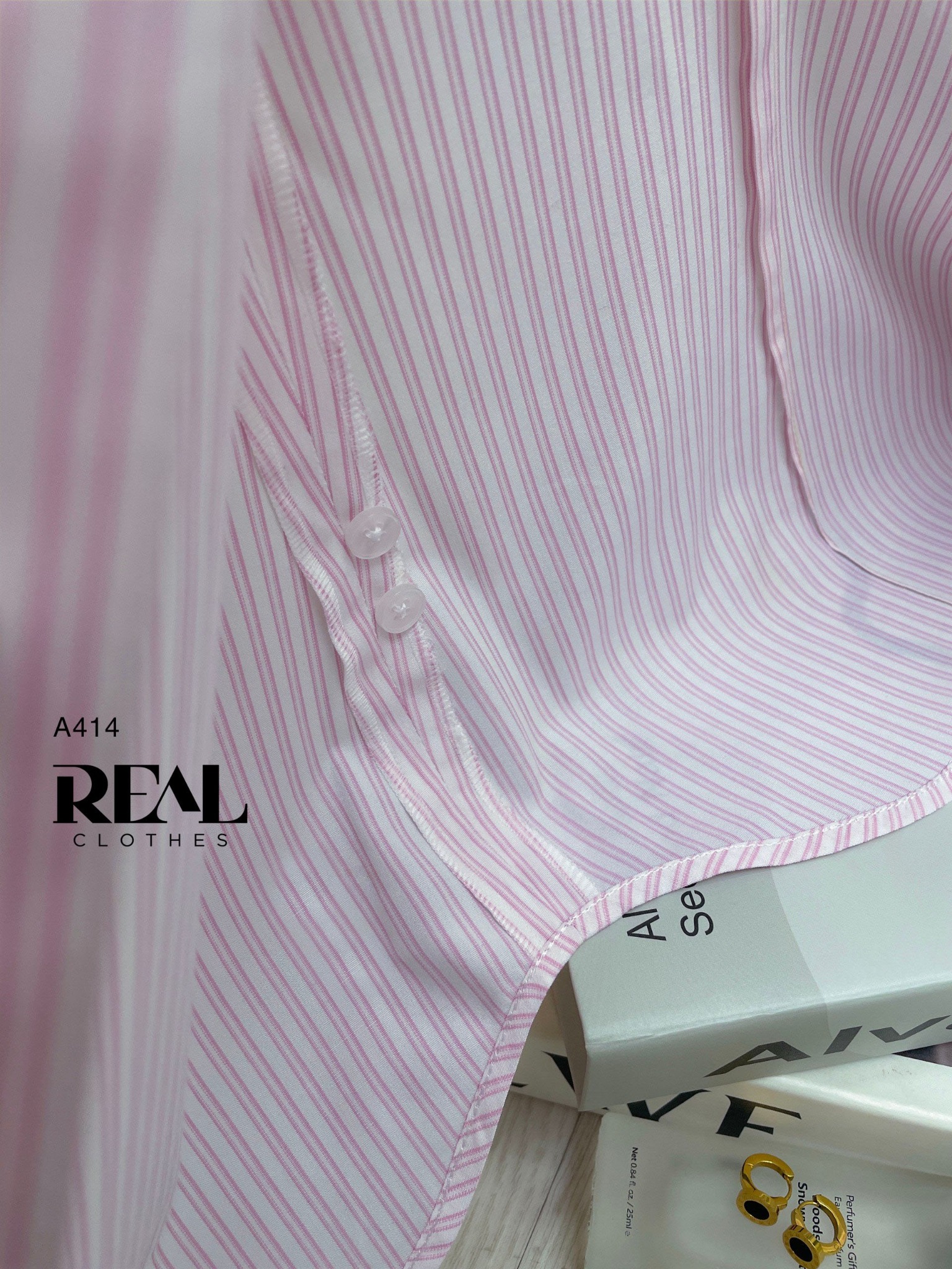 Sơ mi cổ Đức sọc hồng SALE - size XS