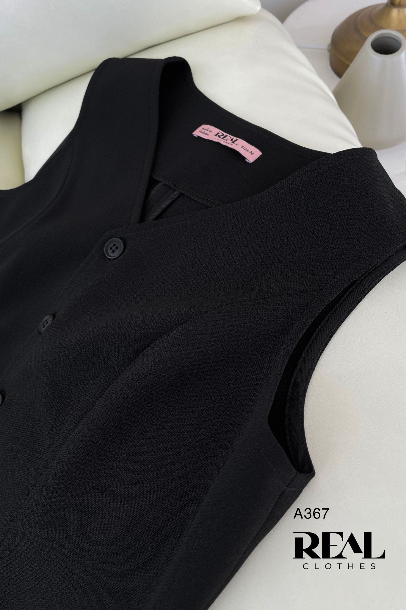 Áo kiểu ghile đen